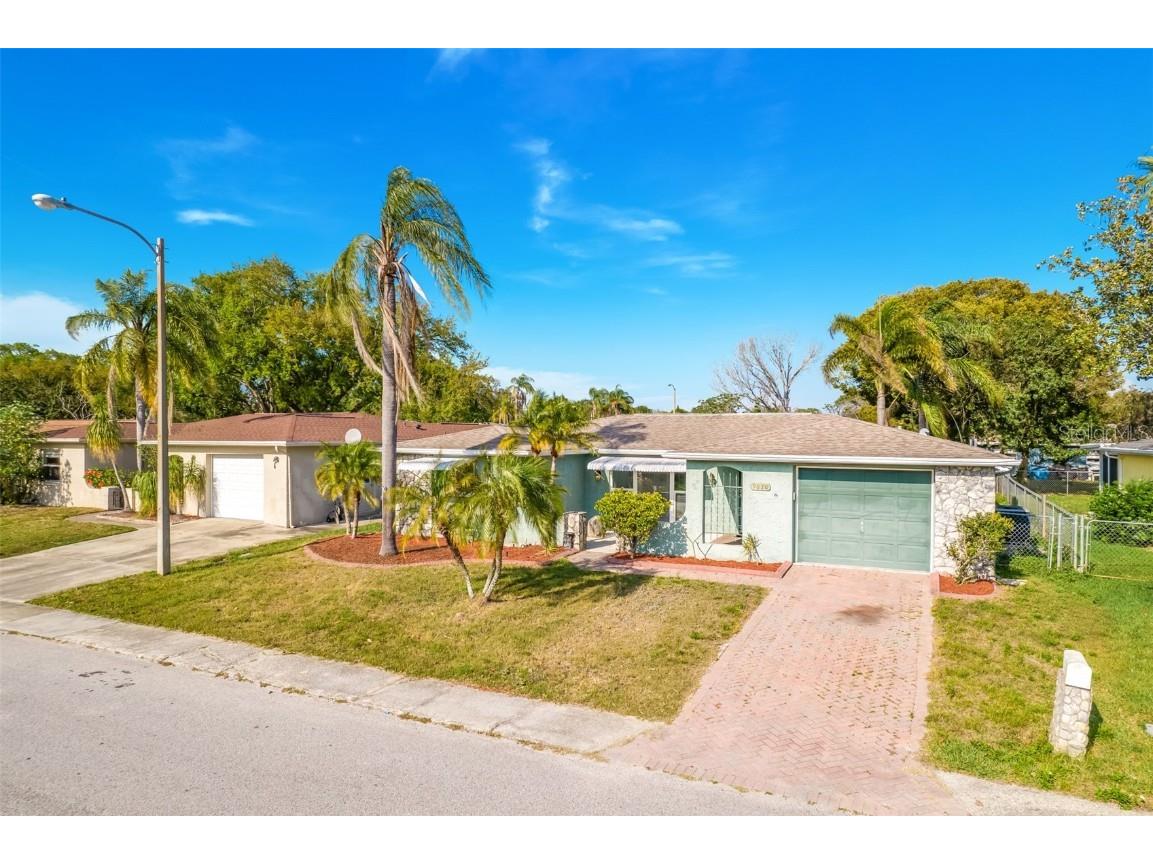 9620 Lakeside Lane Port Richey FL 34668 U8191625 image1