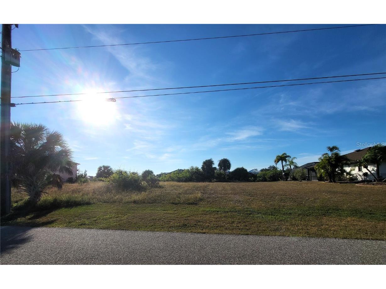 9620 President Circle Port Charlotte FL 33981 - SNAPPER WATERWAY D6145113 image4