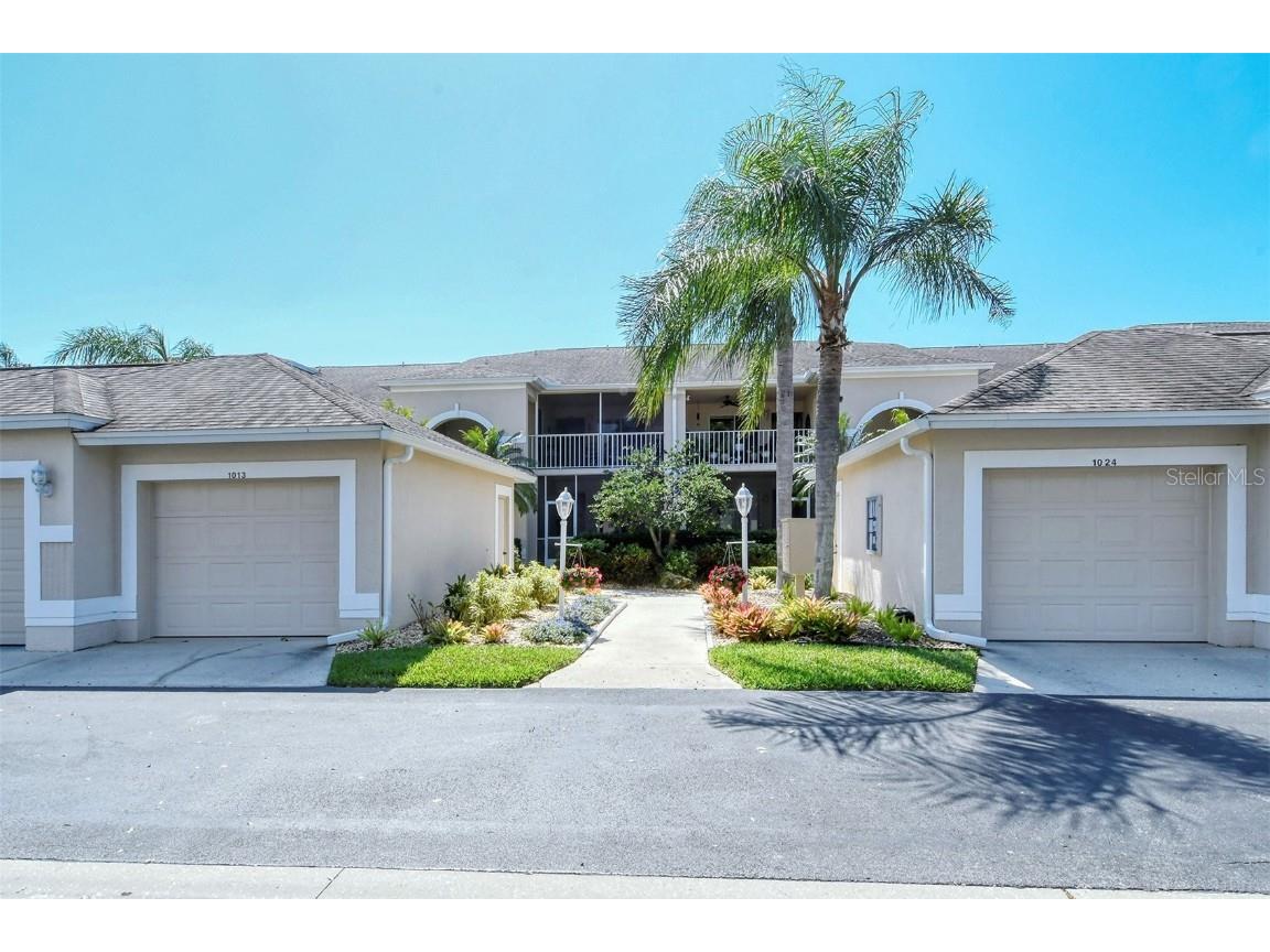 9621 Castle Point Drive #1014 Sarasota FL 34238 A4563118 image1