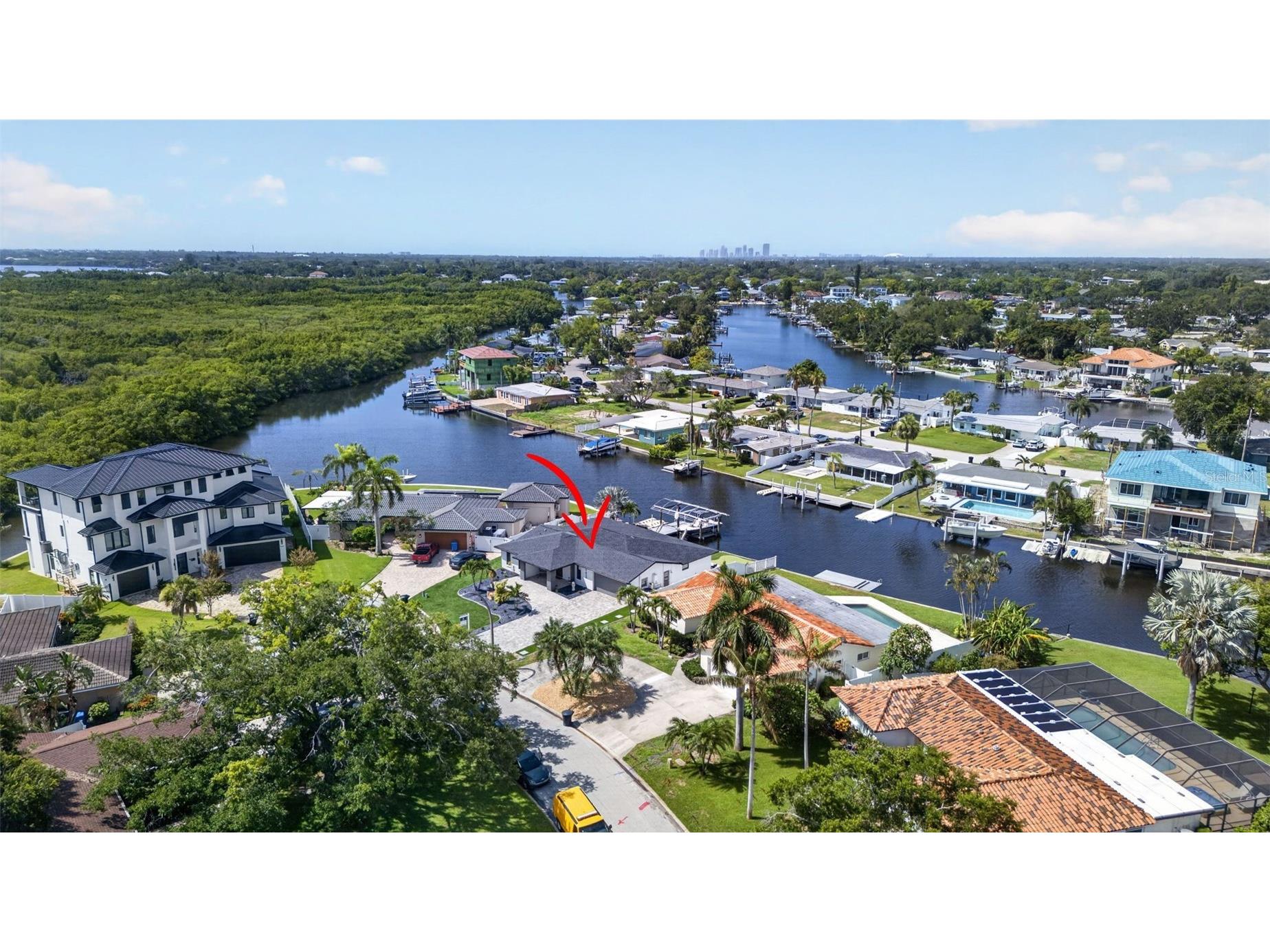 9622 NE Oak Street Saint Petersburg FL 33702 TB8527761 image16
