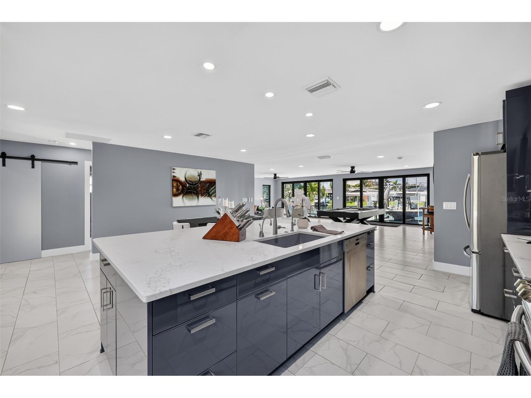 9622 NE Oak Street Saint Petersburg FL 33702 TB8527761 image17