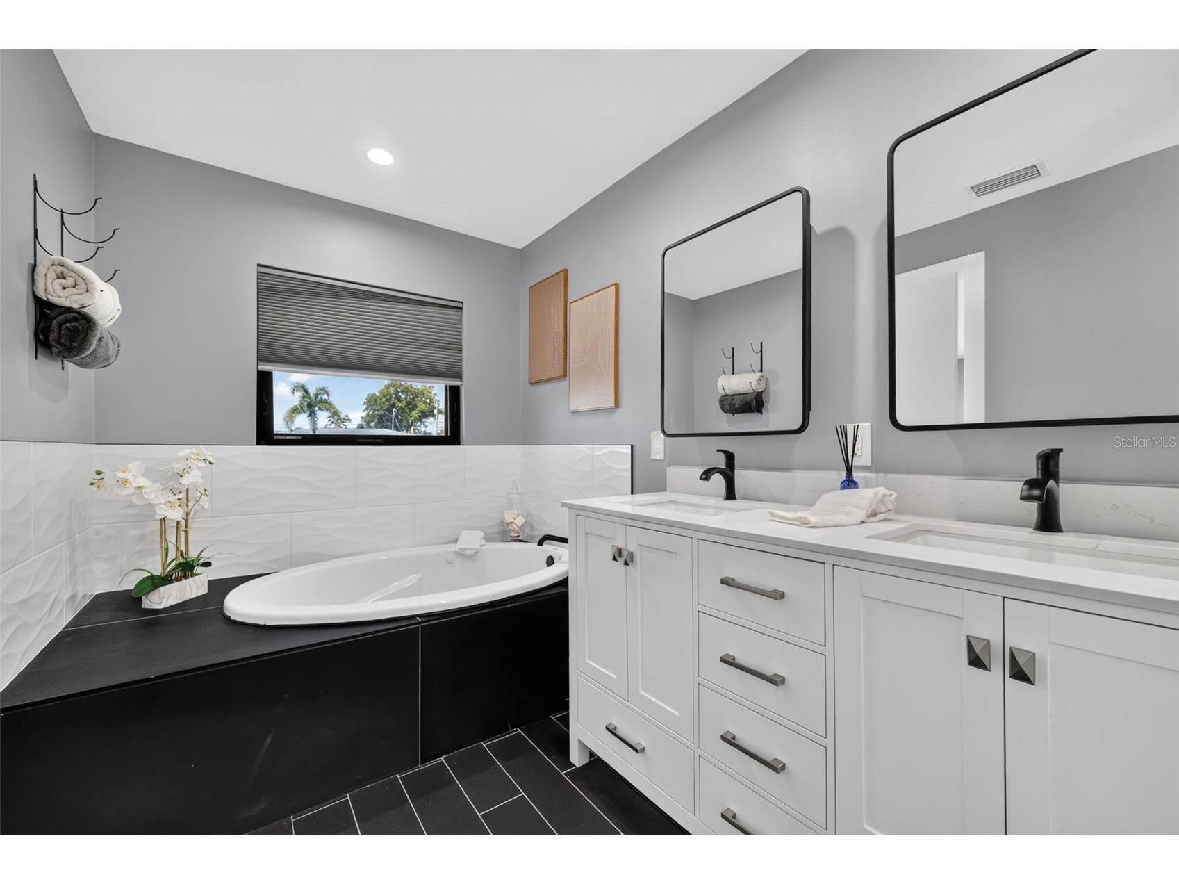 9622 NE Oak Street Saint Petersburg FL 33702 TB8527761 image27