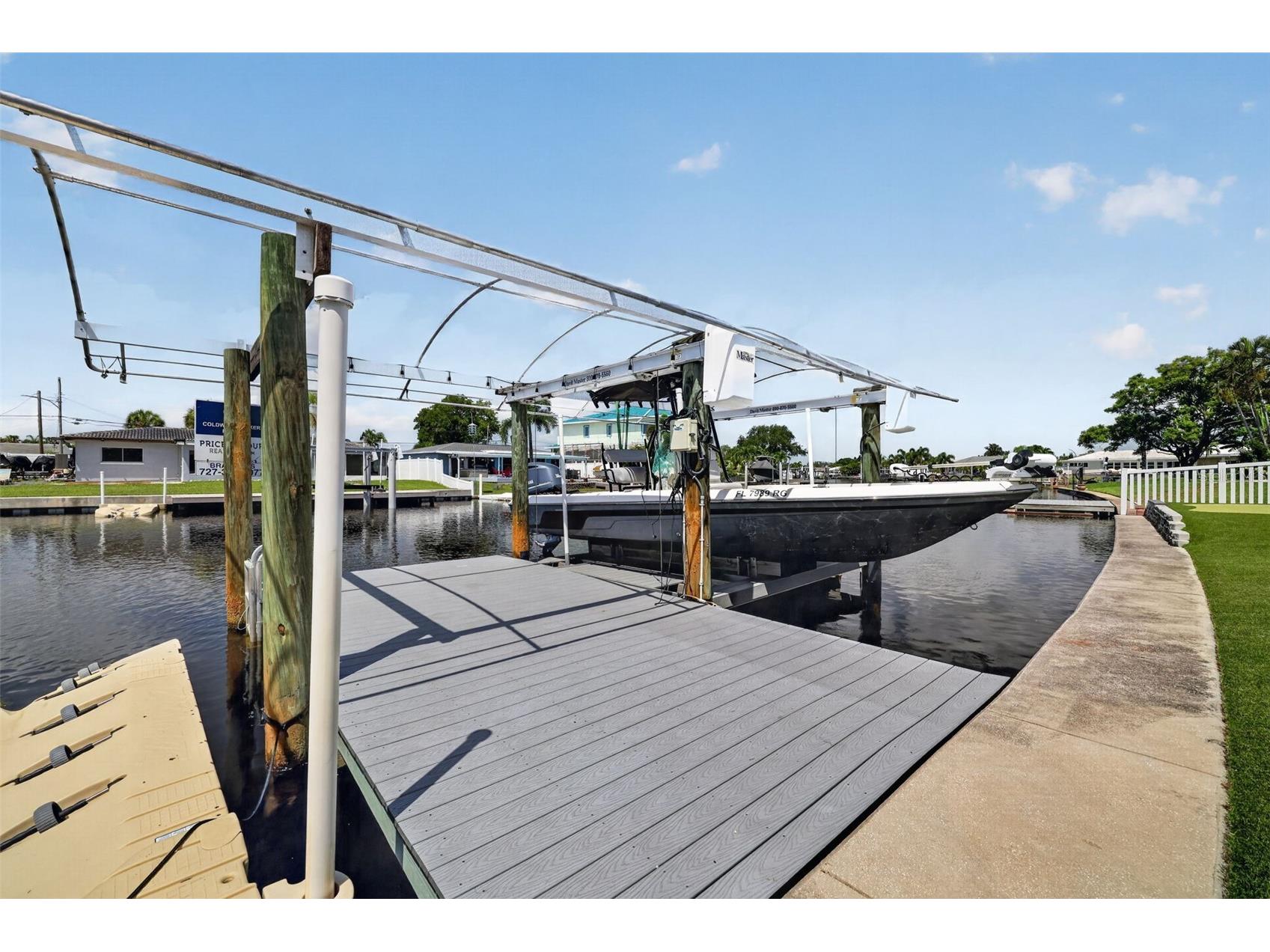 9622 NE Oak Street Saint Petersburg FL 33702 TB8527761 image33