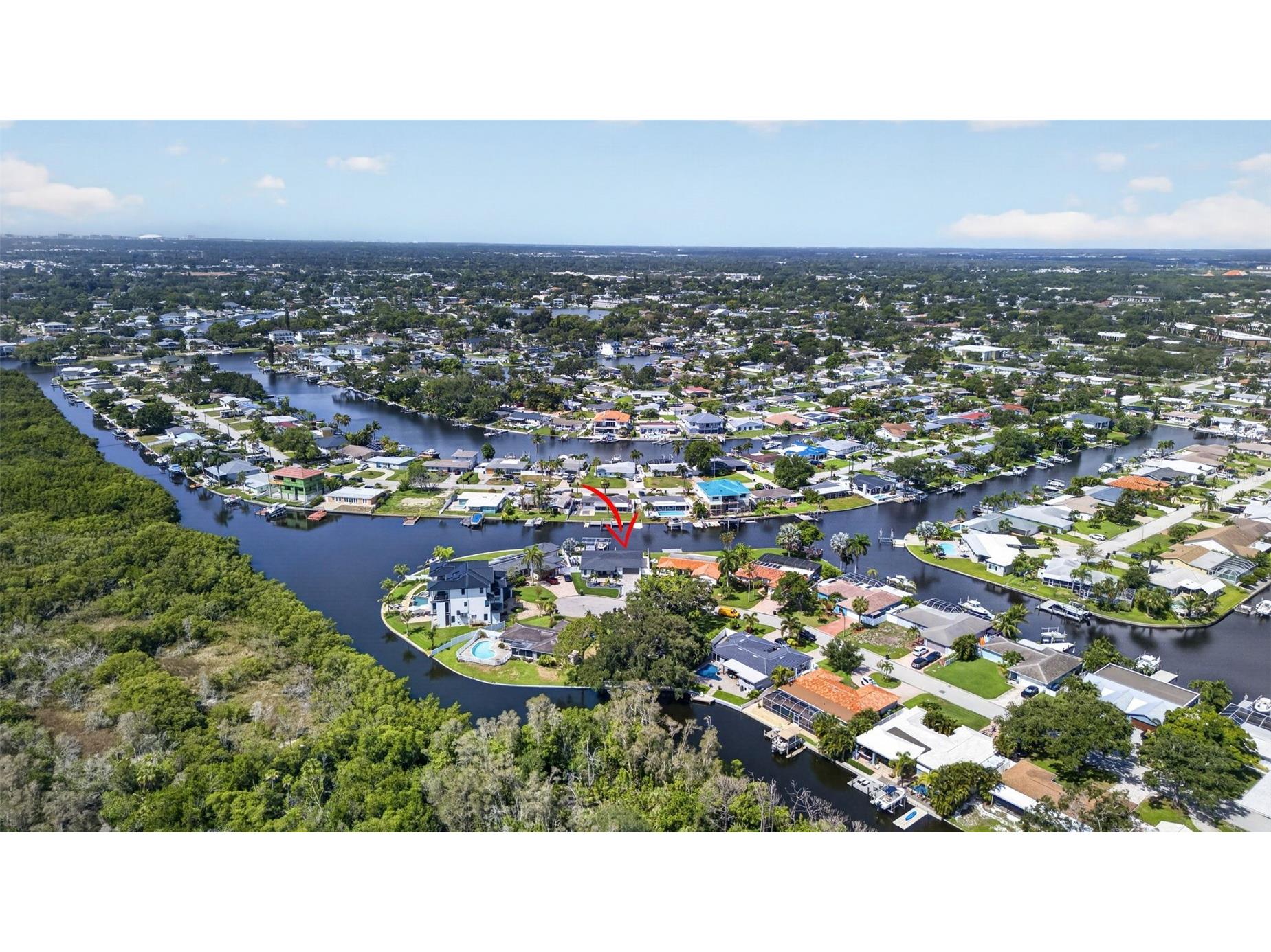 9622 NE Oak Street Saint Petersburg FL 33702 TB8527761 image37