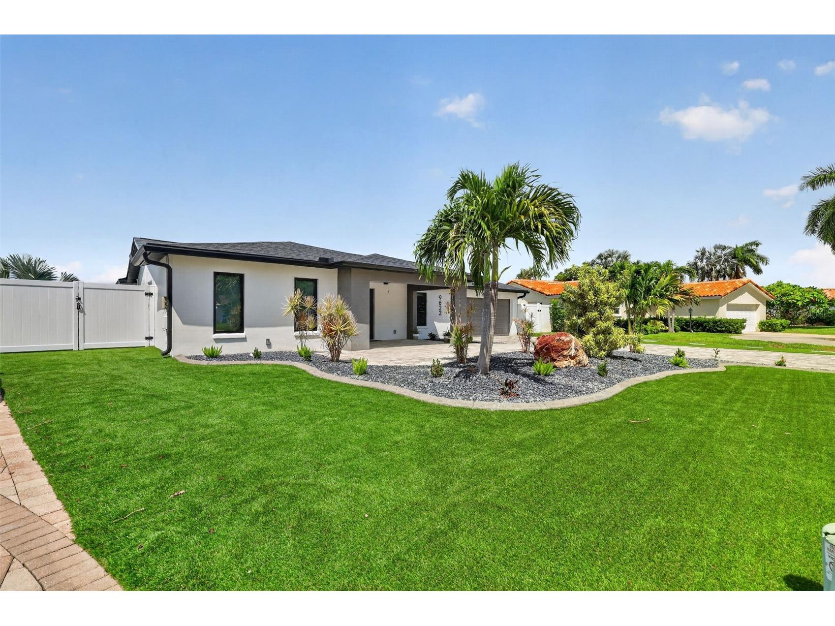 9622 NE Oak Street Saint Petersburg FL 33702 TB8527761 image39
