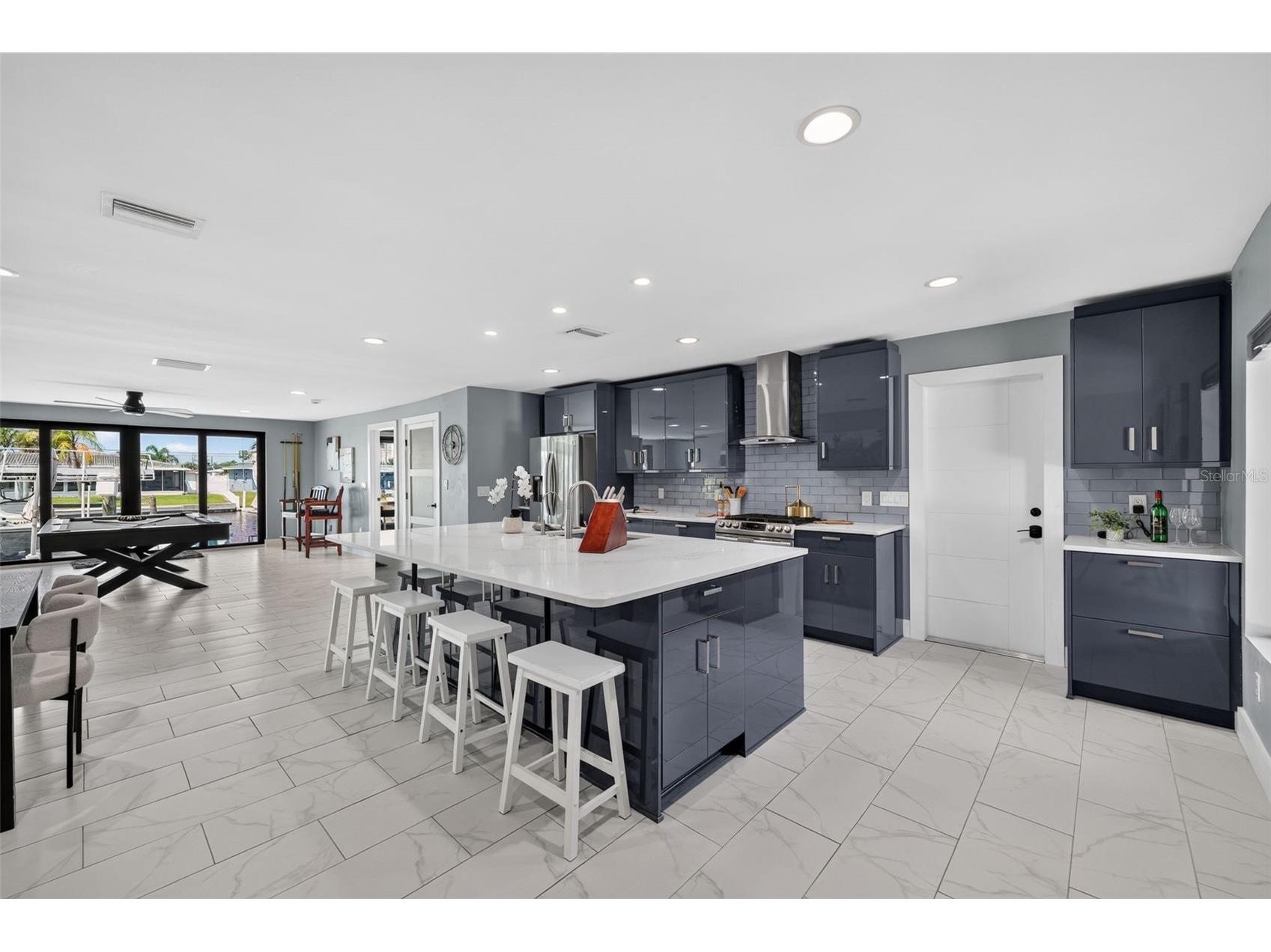 9622 NE Oak Street Saint Petersburg FL 33702 TB8527761 image5
