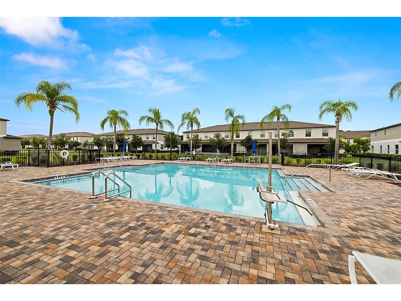 9622 Pembrooke Pines Drive Sun City Center FL 33573 A4696455 image33