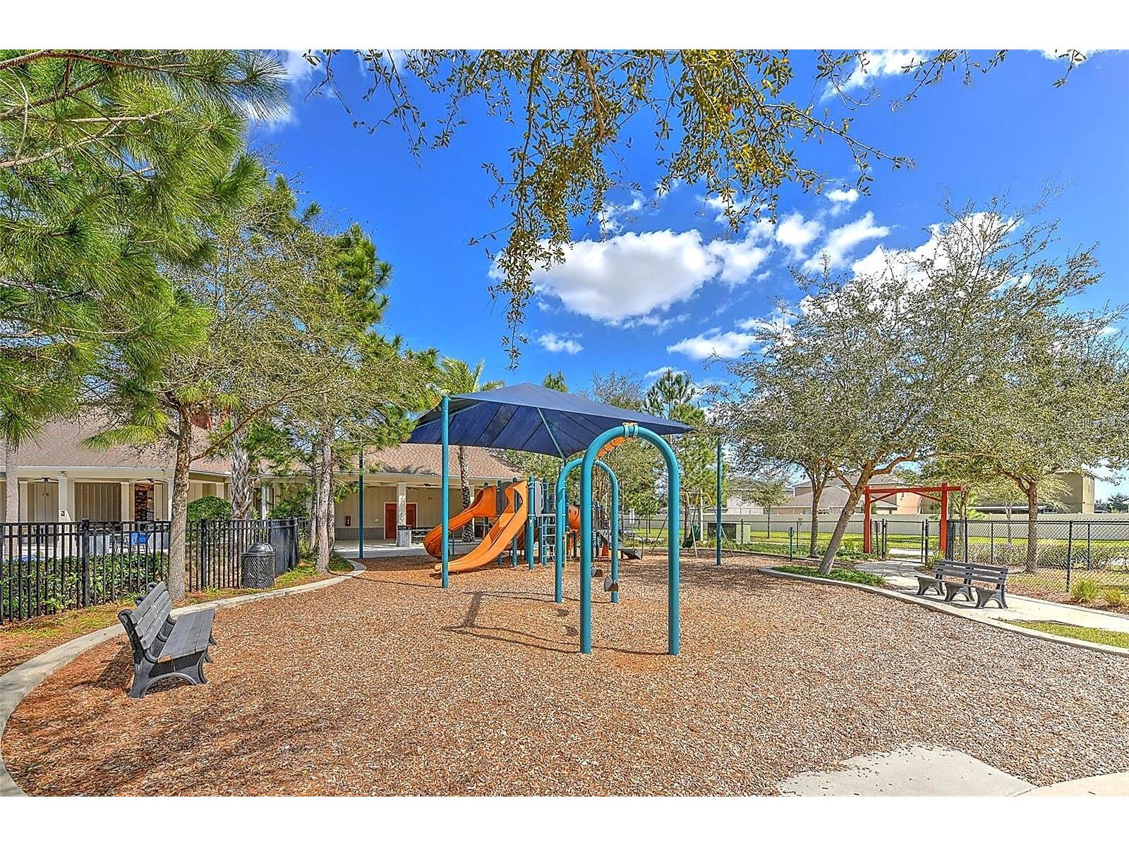 9622 Pembrooke Pines Drive Sun City Center FL 33573 A4696455 image40