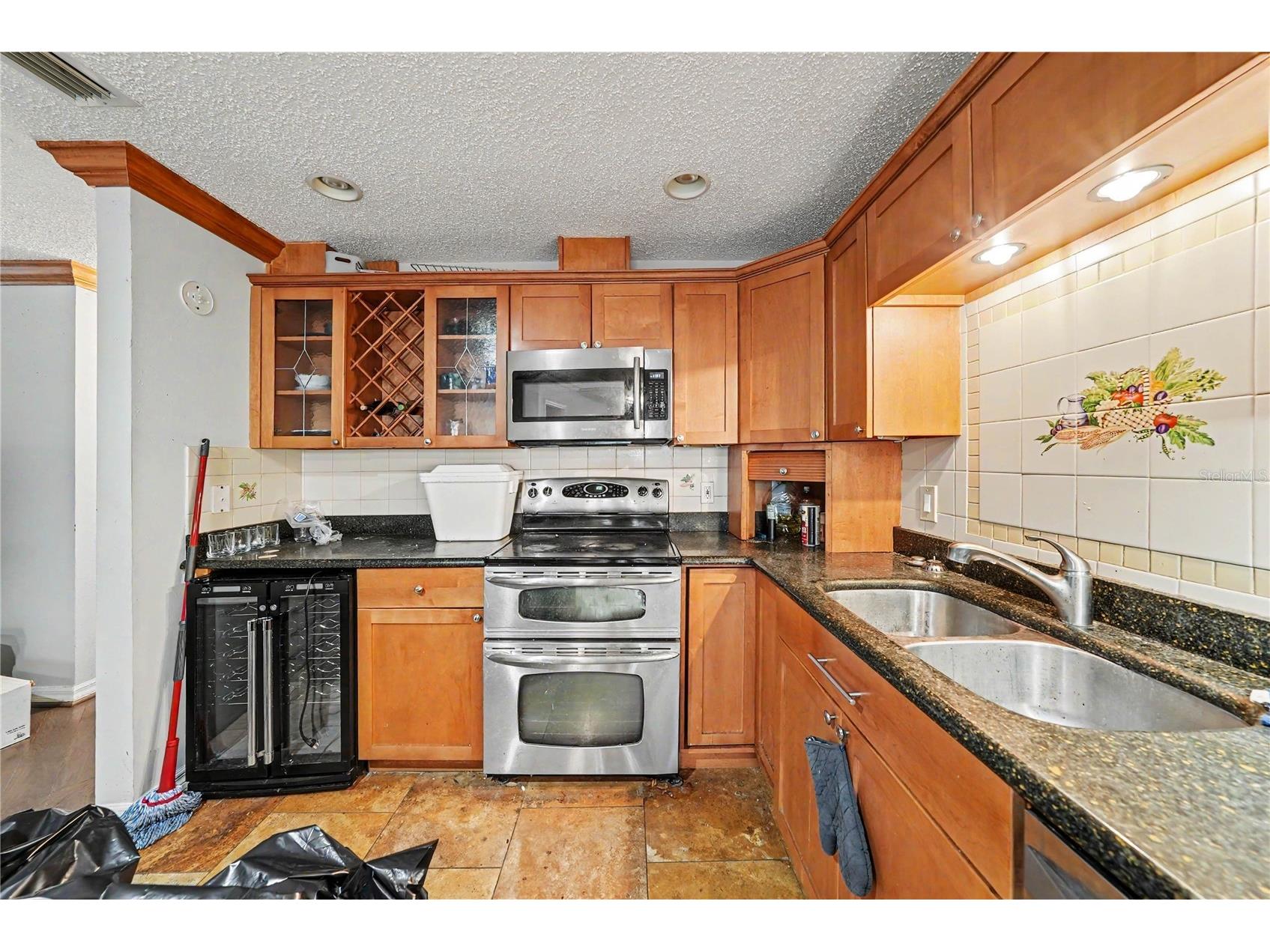 9624 Hidden Oaks Circle Tampa FL 33612 TB8505295 image9