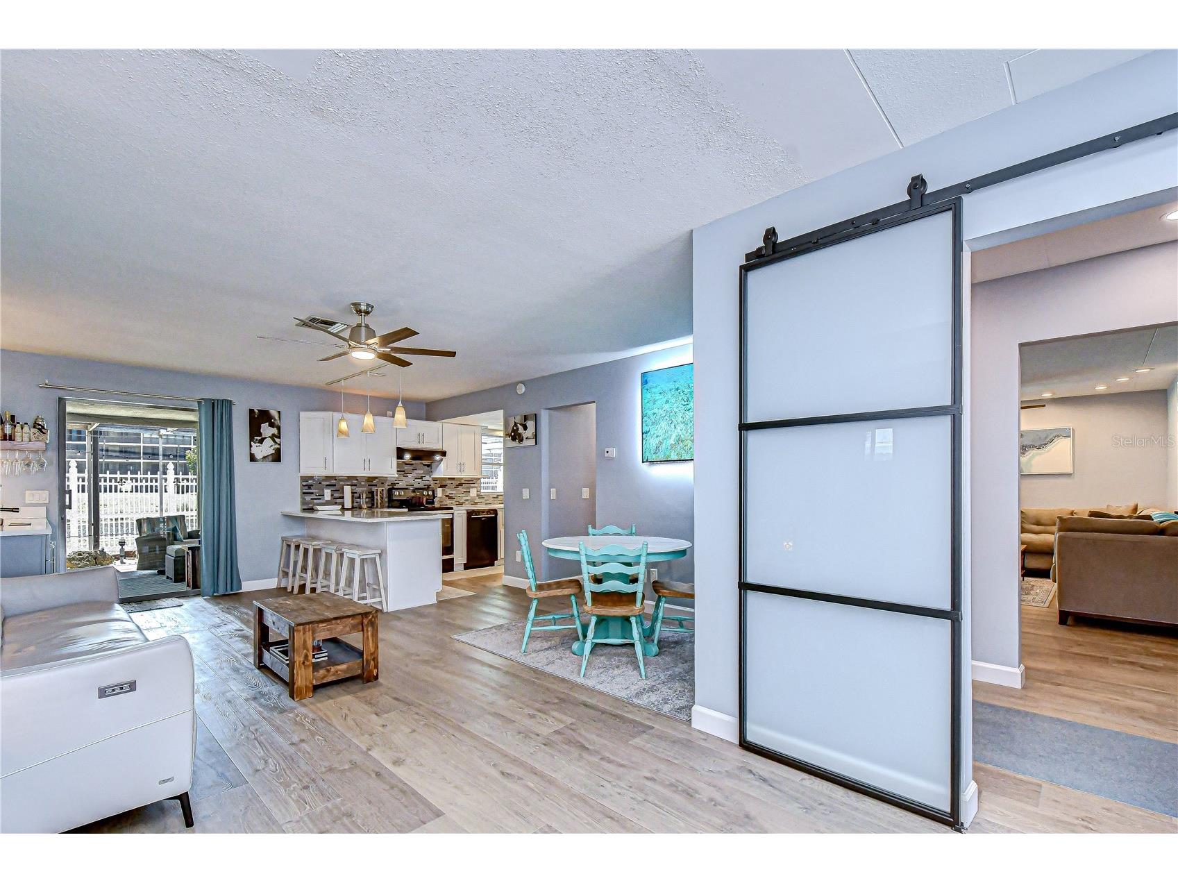 9625 Commodore Drive Seminole FL 33776 TB8502111 image24