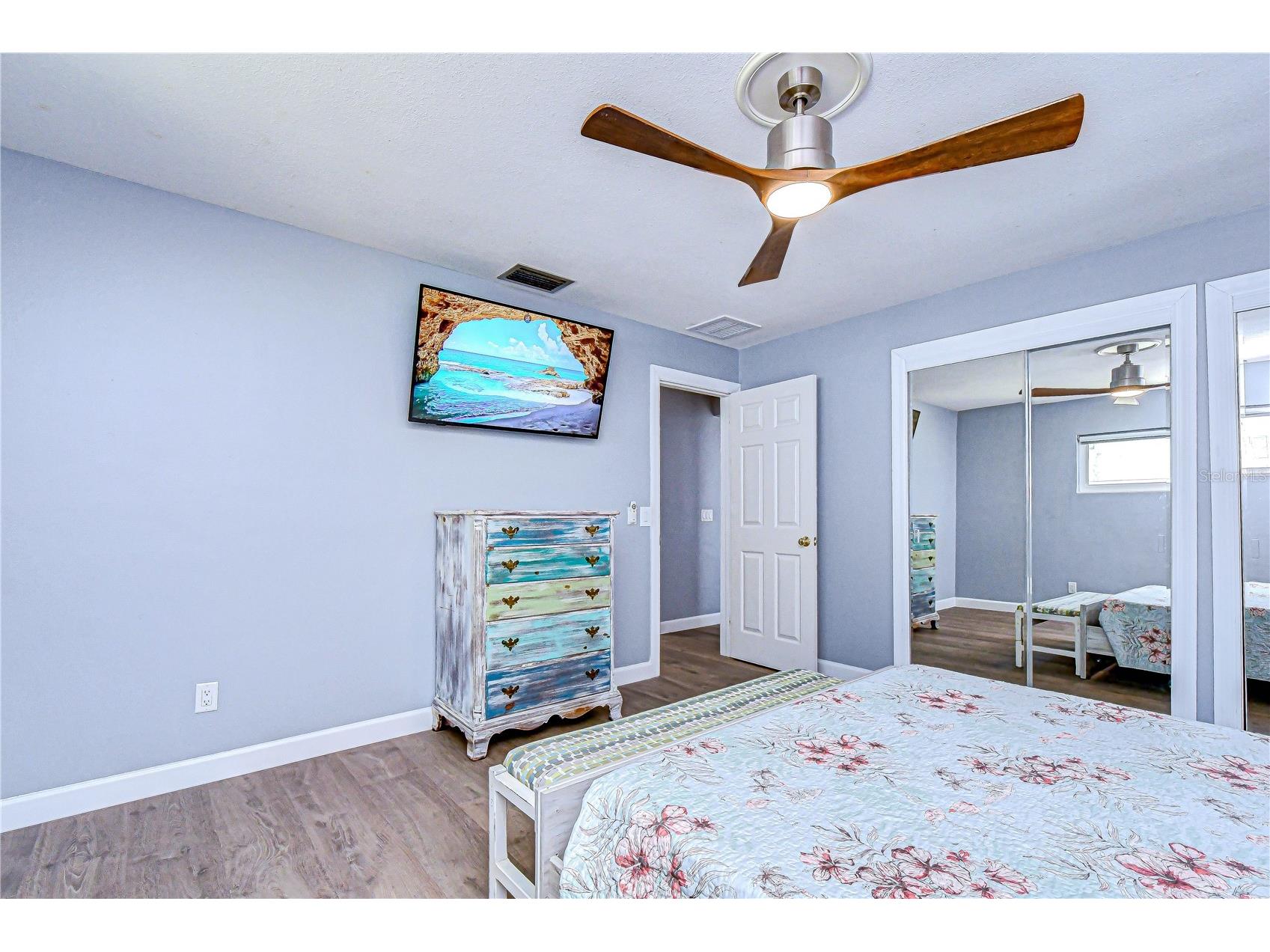 9625 Commodore Drive Seminole FL 33776 TB8502111 image26