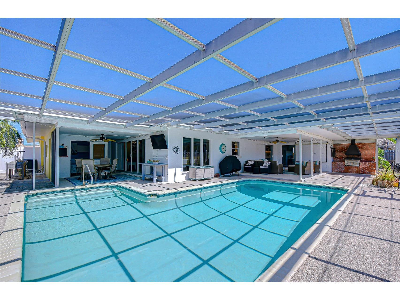 9625 Commodore Drive Seminole FL 33776 TB8502111 image41