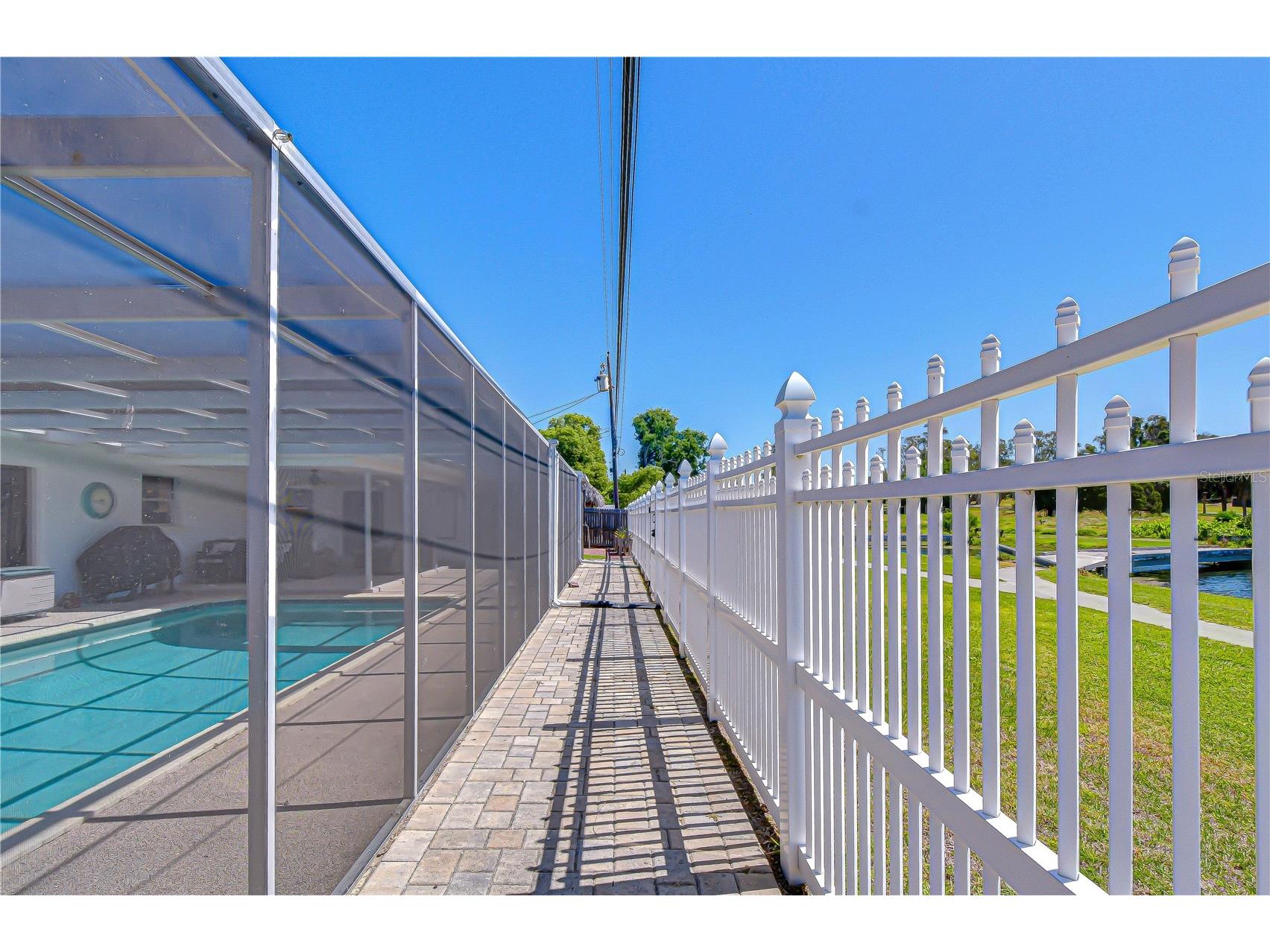 9625 Commodore Drive Seminole FL 33776 TB8502111 image52
