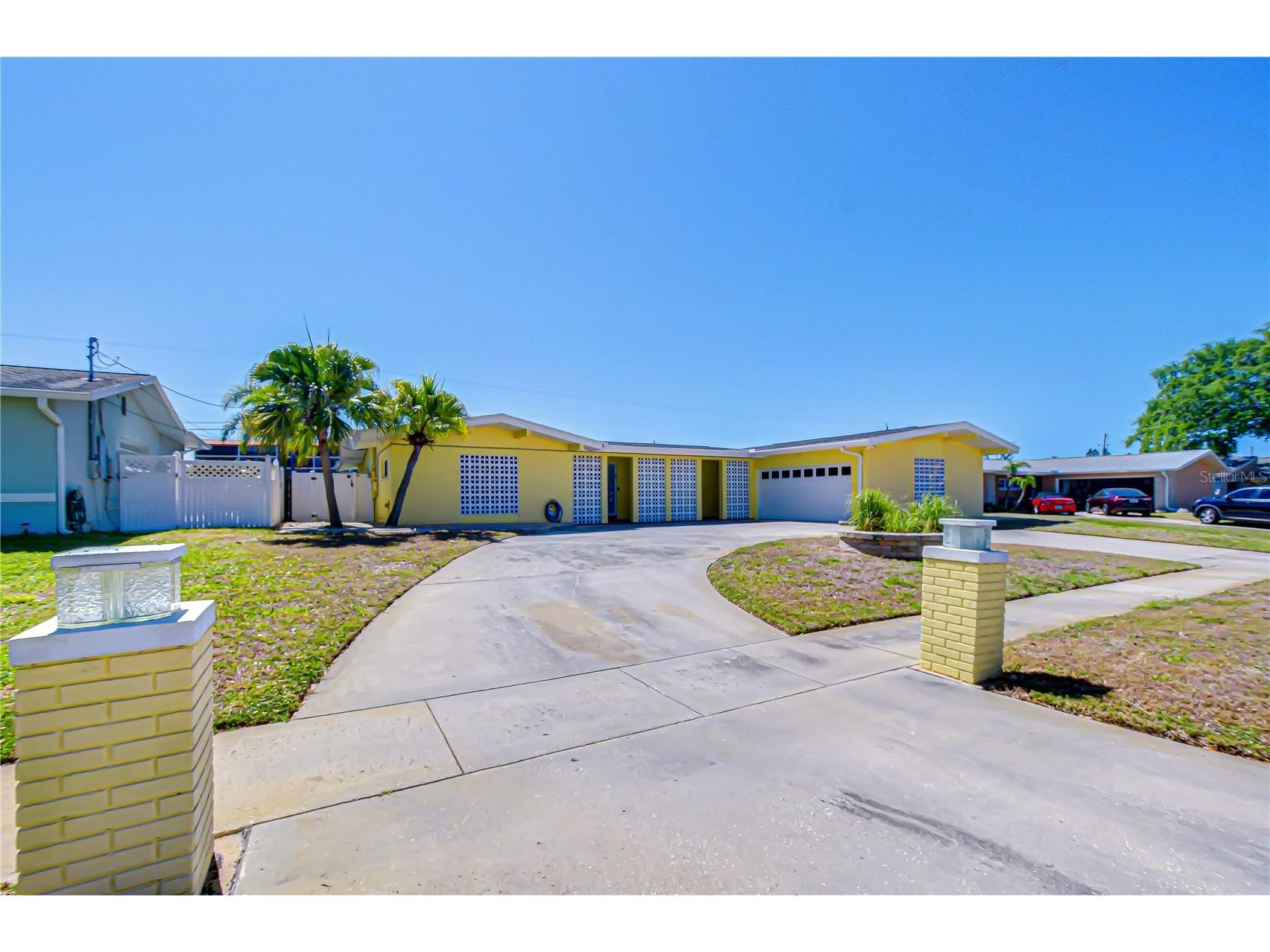 9625 Commodore Drive Seminole FL 33776 TB8502111 image63