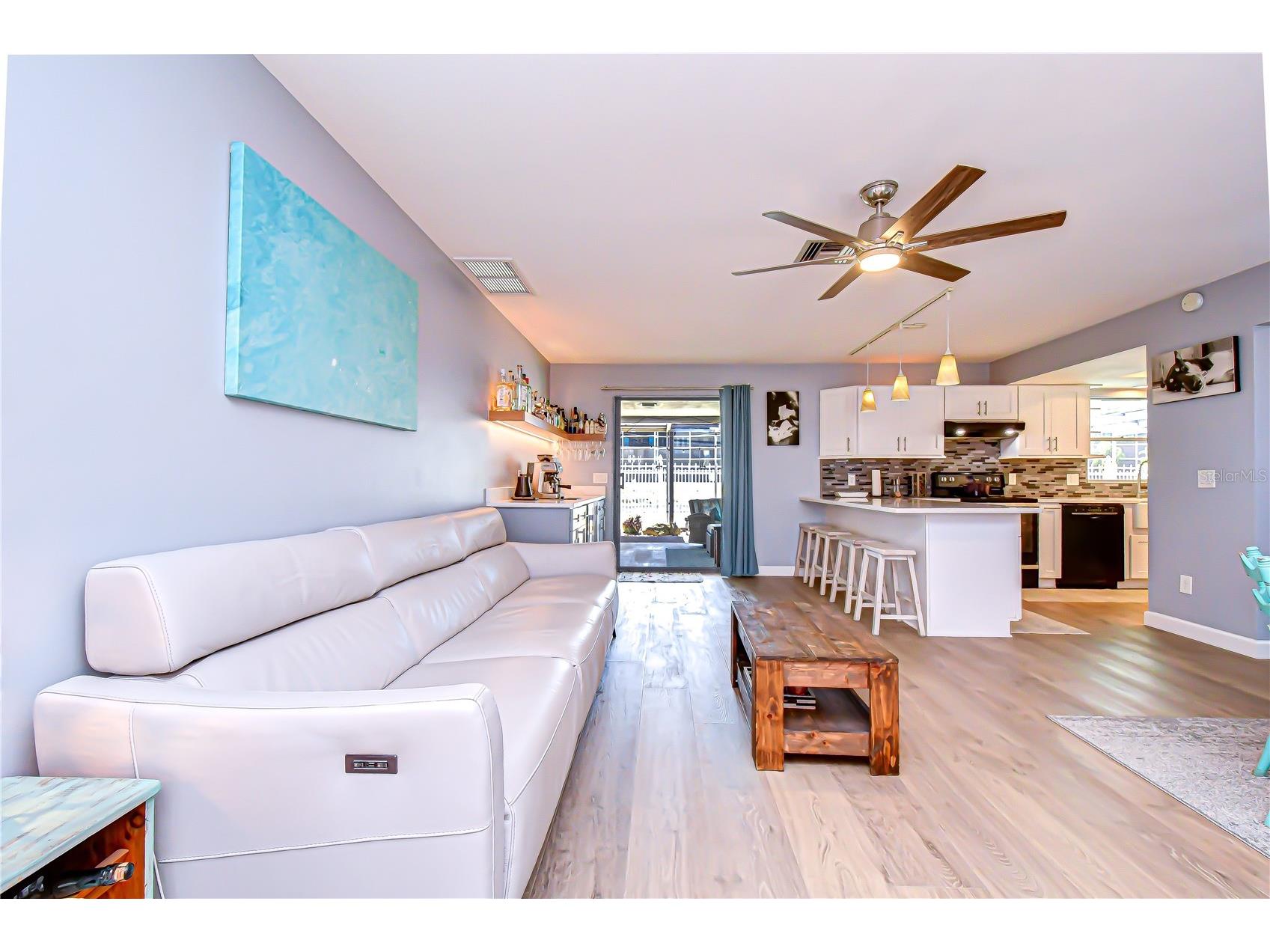 9625 Commodore Drive Seminole FL 33776 TB8502111 image9