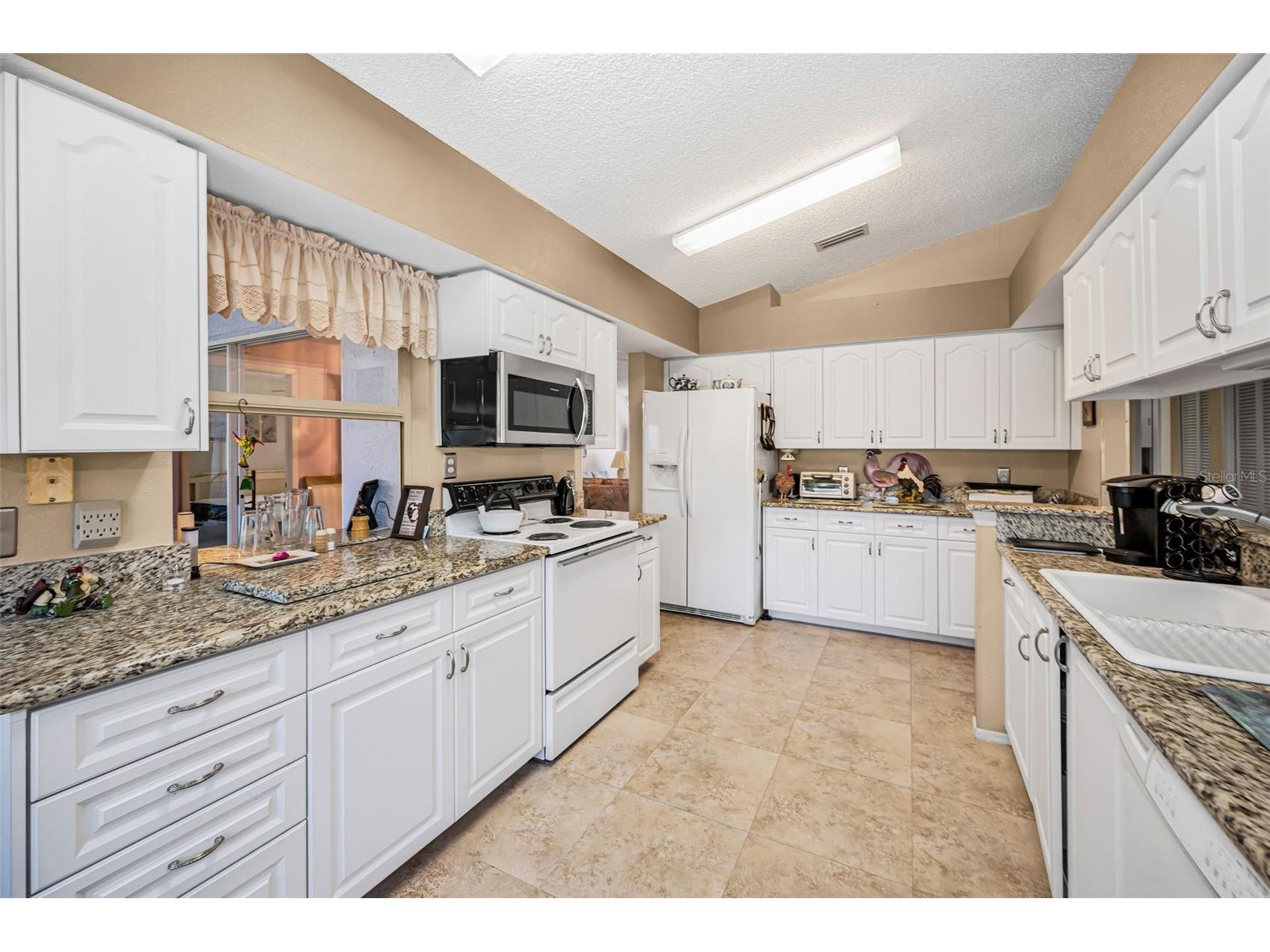 9625 Oakwood Hills Court New Port Richey FL 34655 W7882676 image14