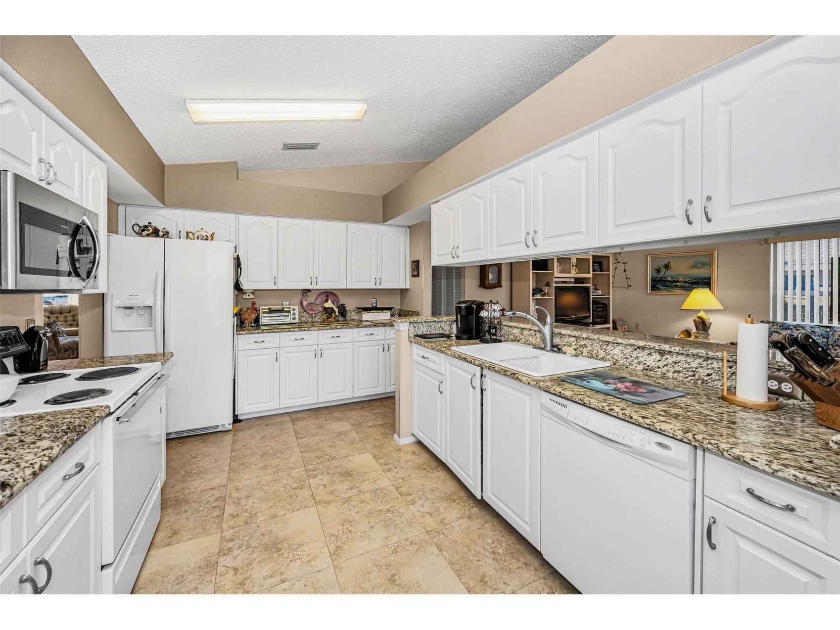 9625 Oakwood Hills Court New Port Richey FL 34655 W7882676 image16