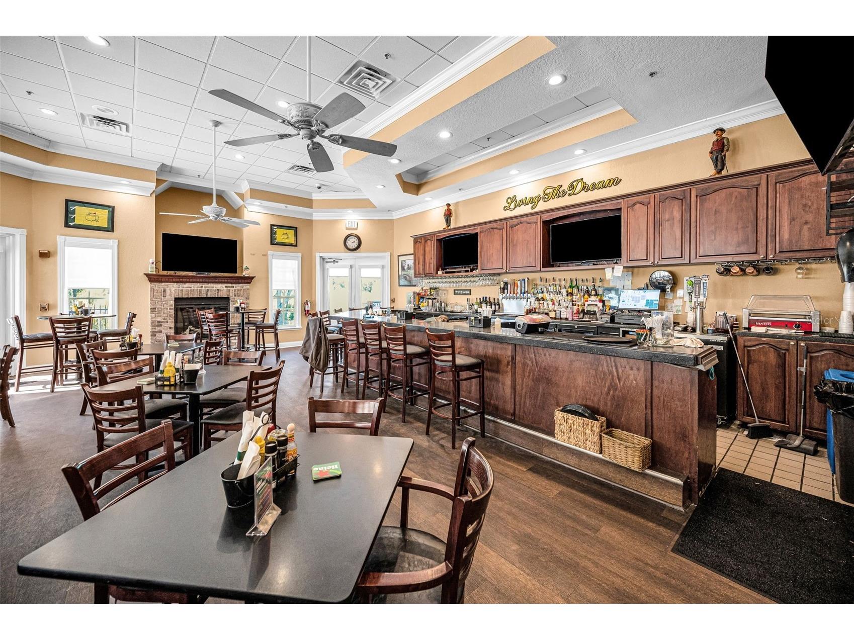 9625 Oakwood Hills Court New Port Richey FL 34655 W7882676 image63