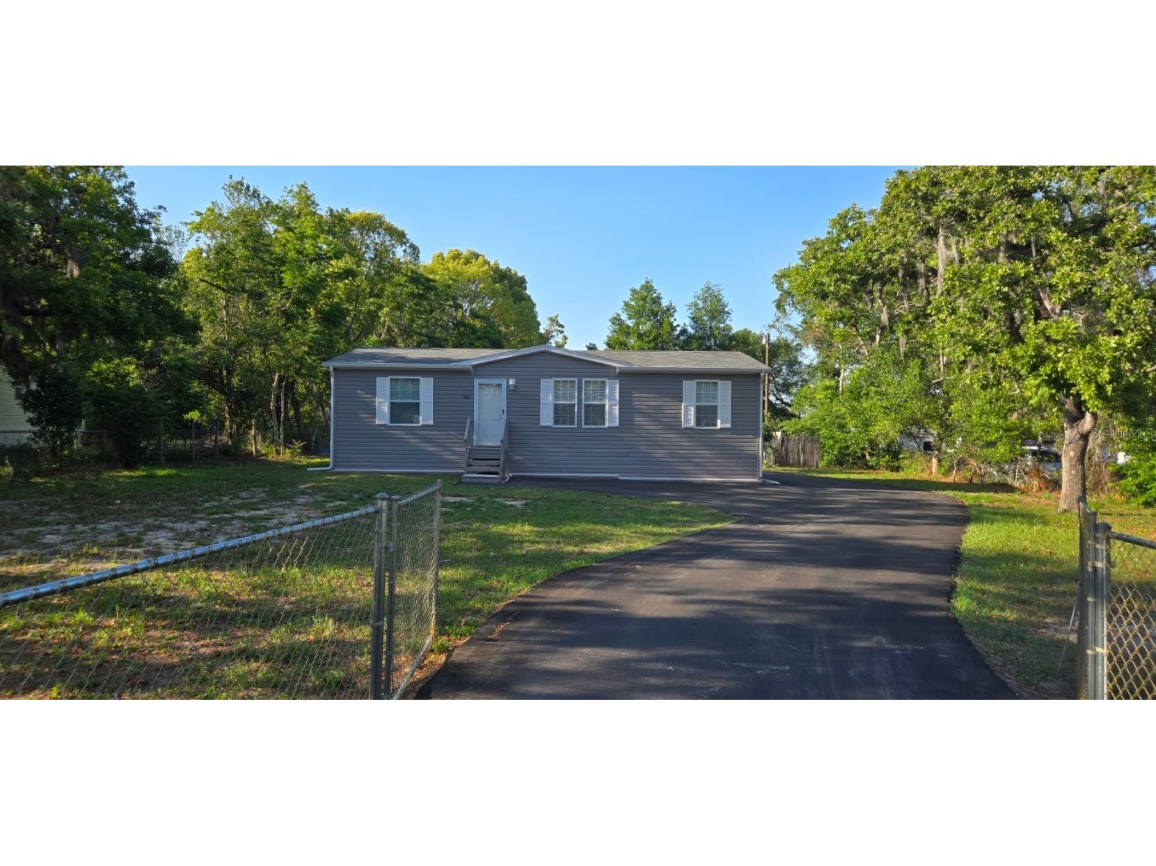 9625 Pat Street Hudson FL 34669 W7874374 image1