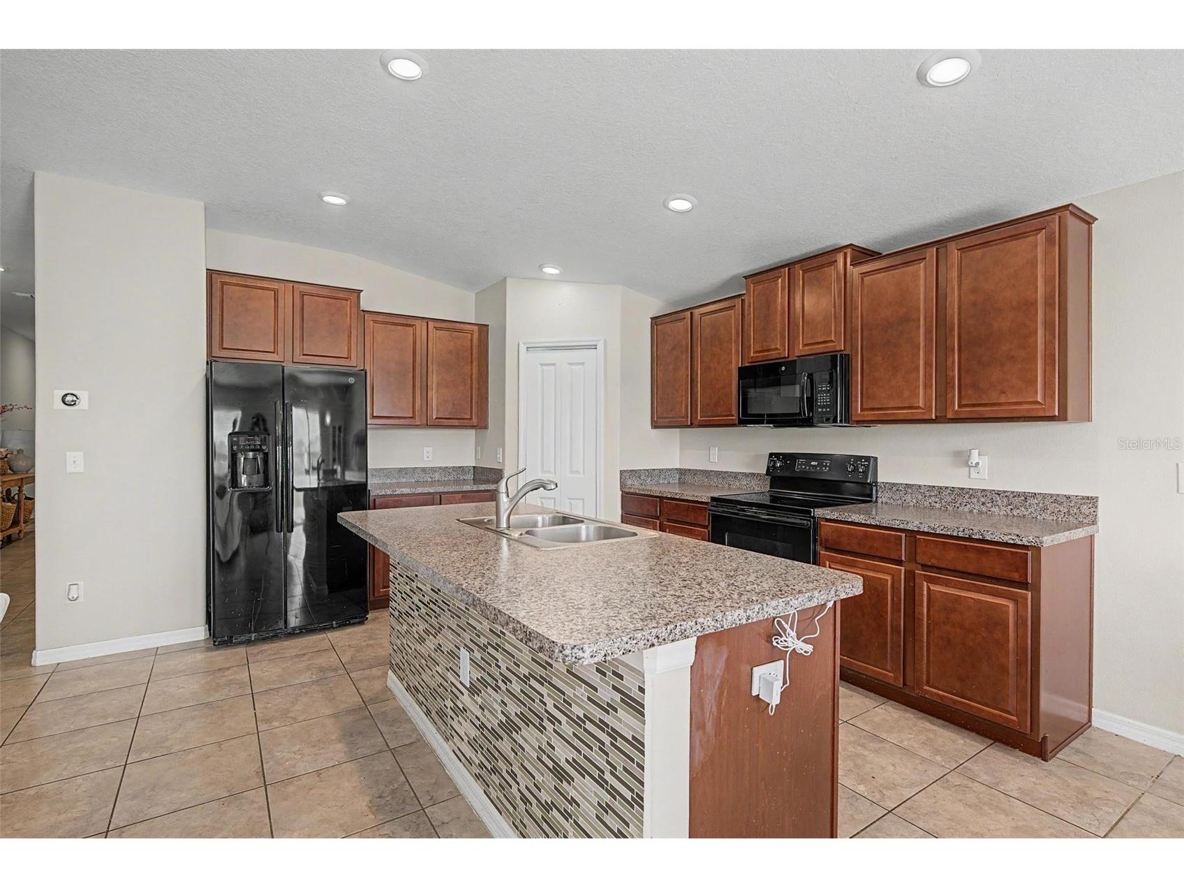 9625 Sage Creek Drive Ruskin FL 33573 TB8532121 image5