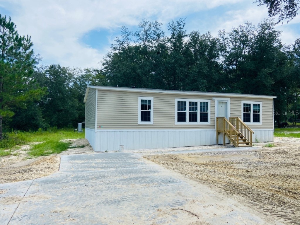 9626 137th Landing Live Oak FL 32060 W7840369 image1