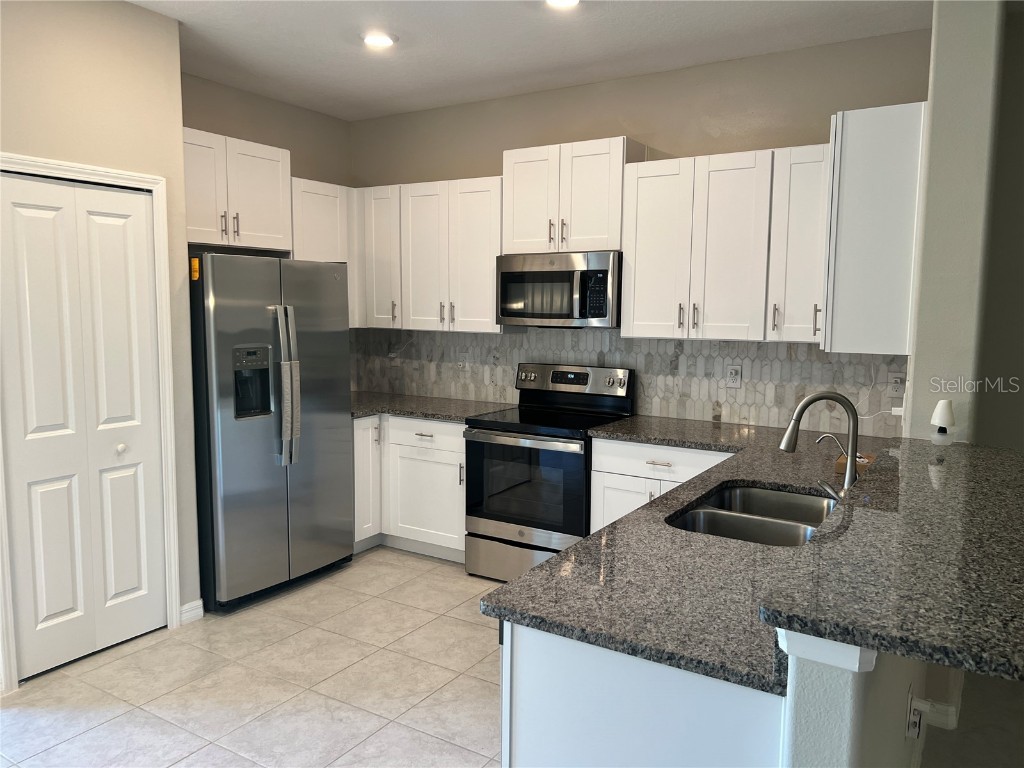 9627 Pembrooke Pines Drive Sun City Center FL 33573 TB8418586 image9