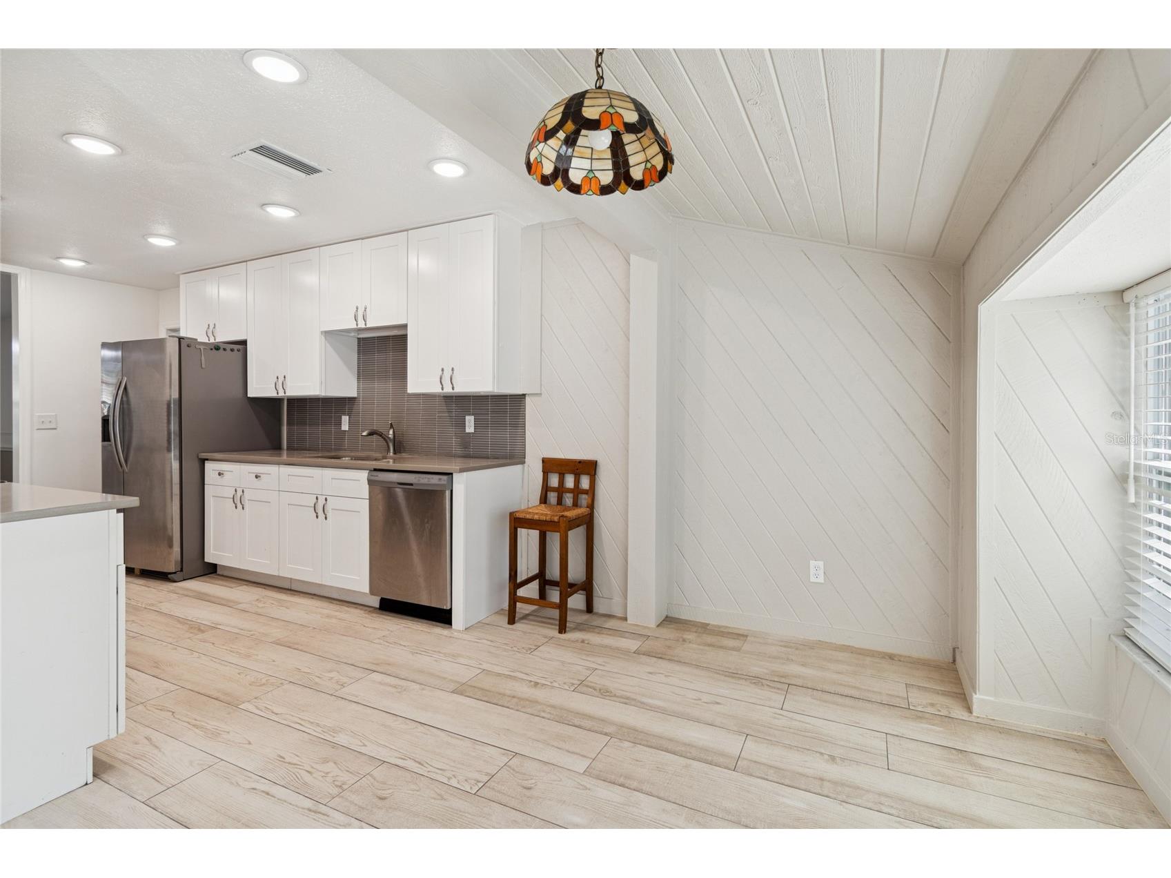 9628 Davis Road Tampa FL 33637 TB8465172 image11