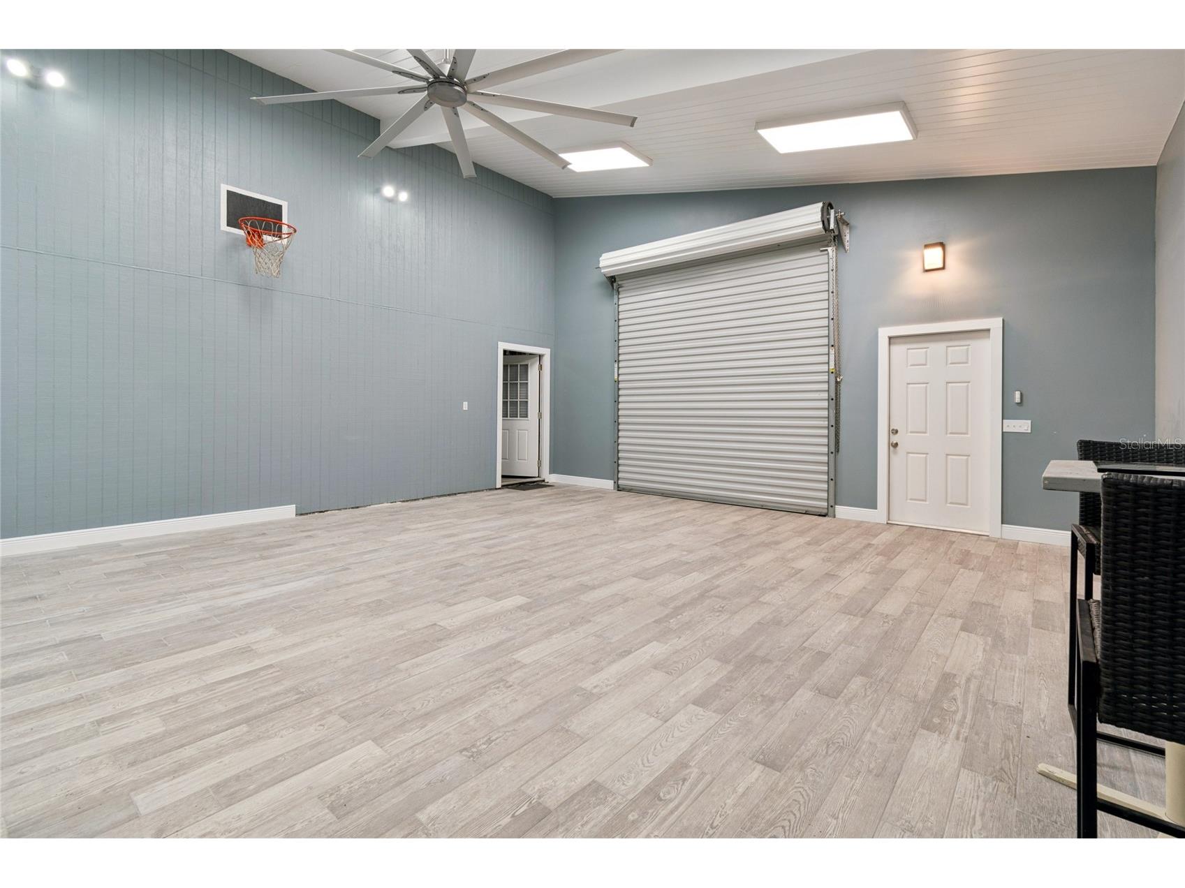 9628 Davis Road Tampa FL 33637 TB8465172 image35