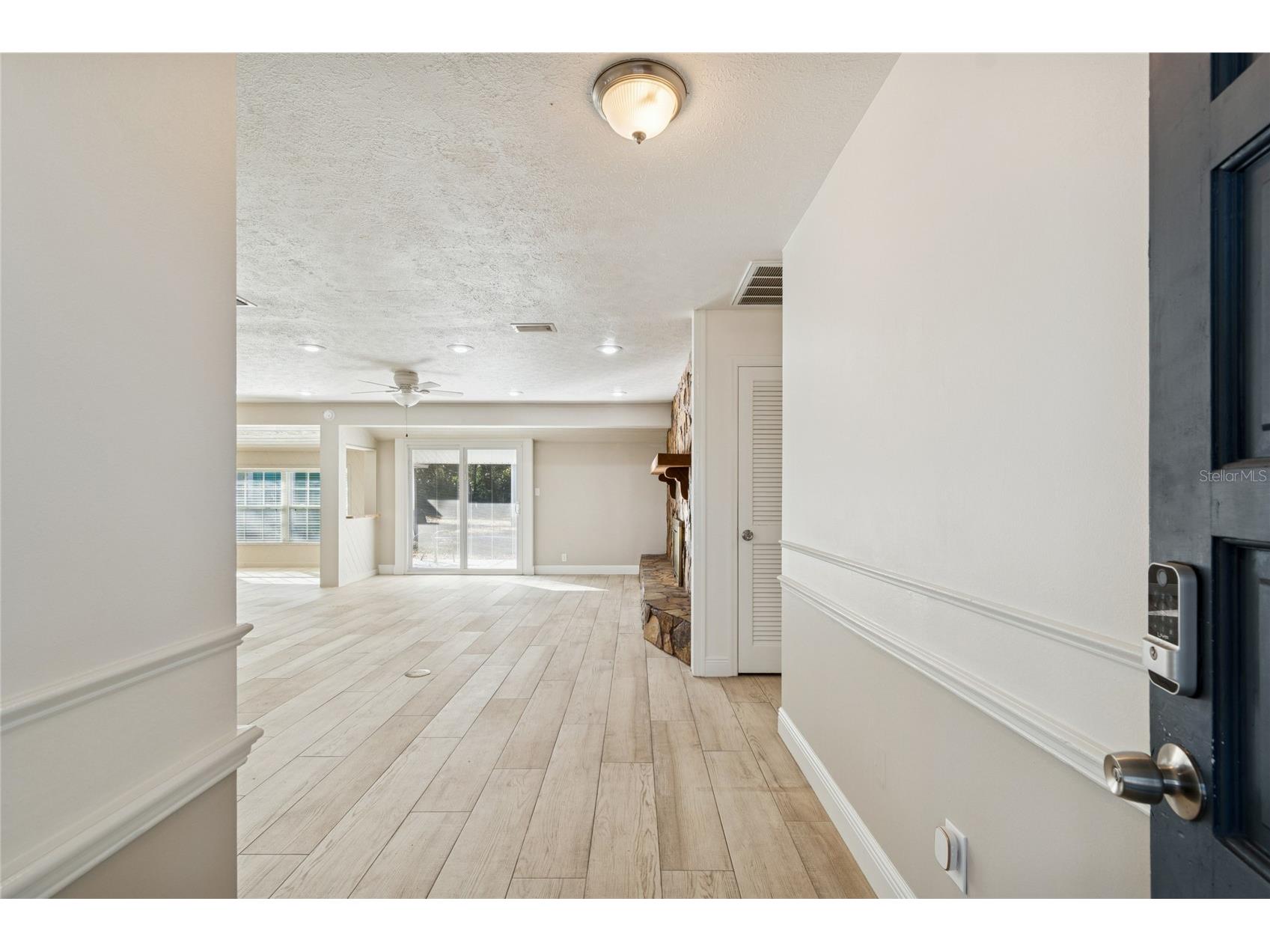 9628 Davis Road Tampa FL 33637 TB8465172 image4