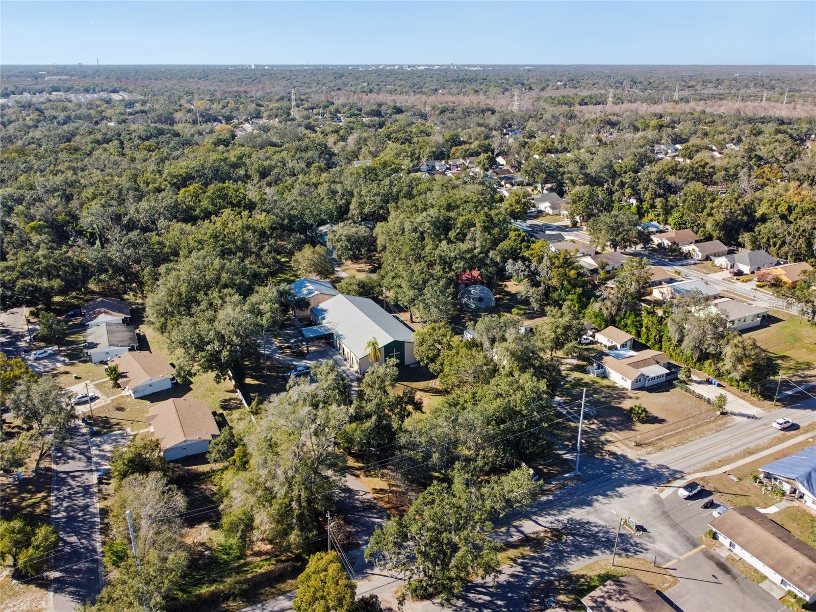 9628 Davis Road Tampa FL 33637 TB8465172 image40
