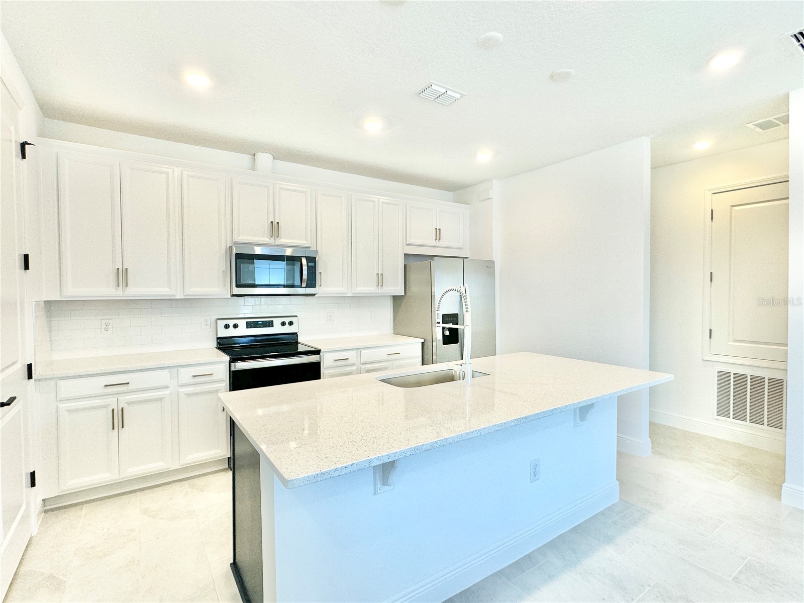 9629 Saramago Alley Orlando FL 32827 O6423573 image4