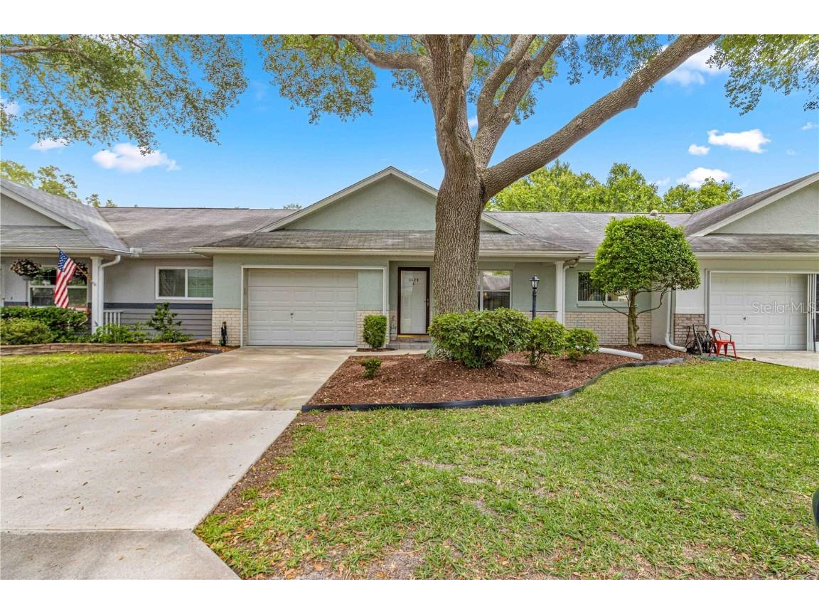 9629 SW 95th Terrace #C Ocala FL 34481 OM677655 image1