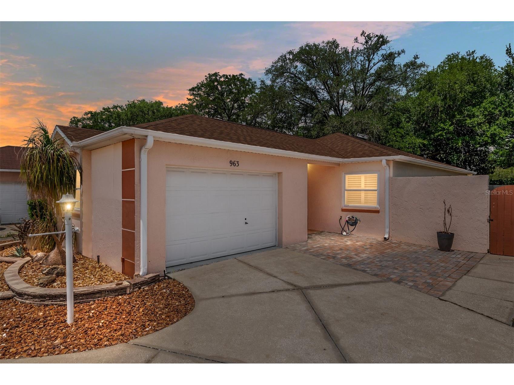 963 Avalon Avenue The Villages FL 32159 G5111633 image1