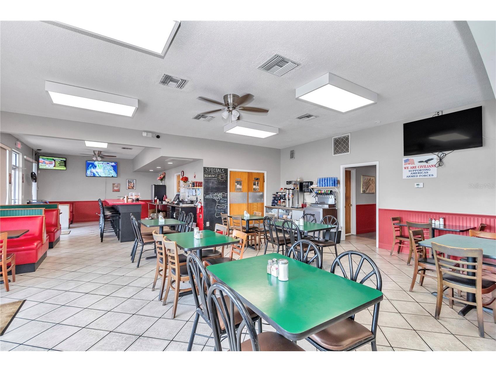 963 N Suncoast Boulevard Crystal River FL 34429 OM725688 image13