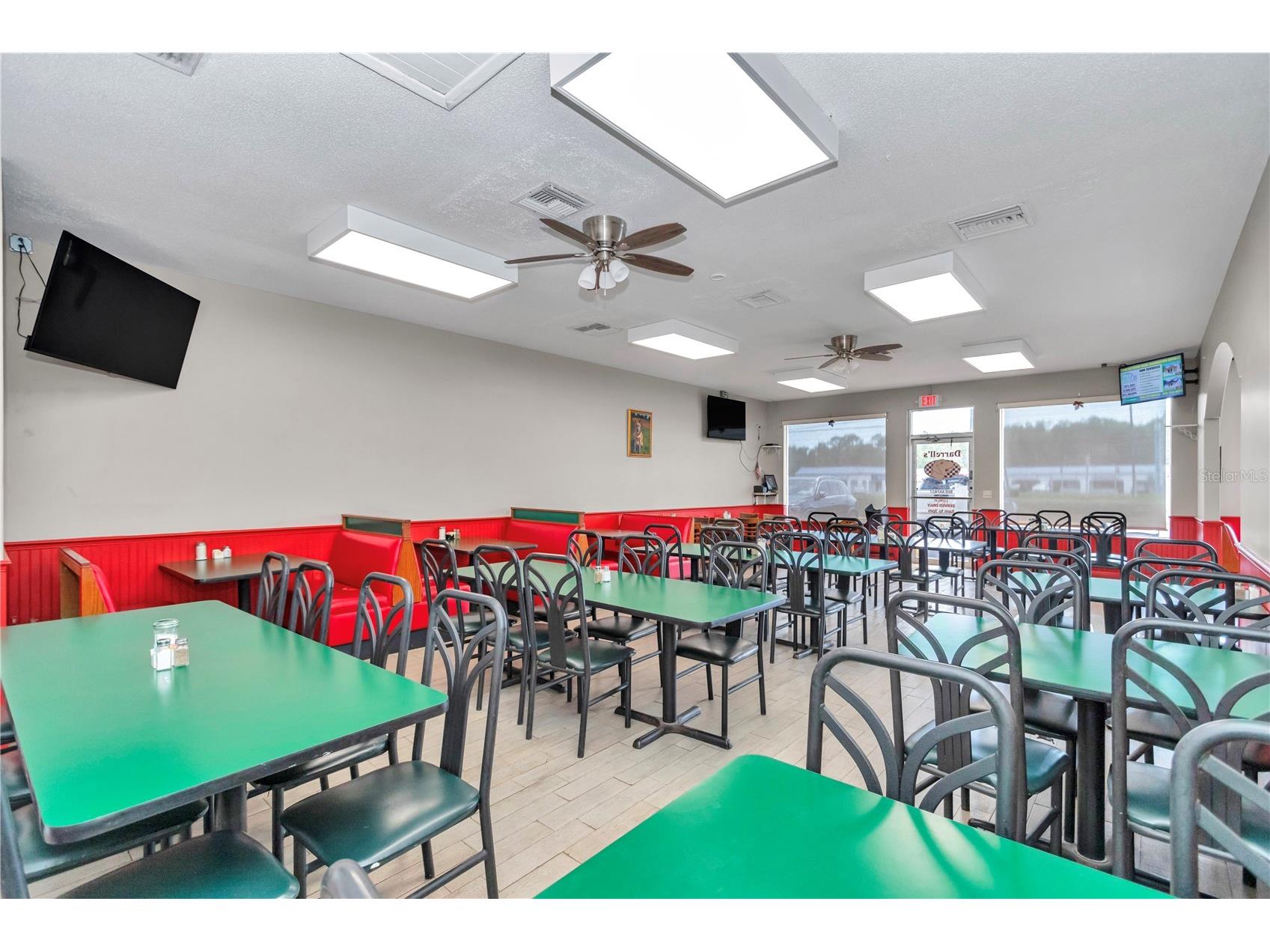 963 N Suncoast Boulevard Crystal River FL 34429 OM725688 image19