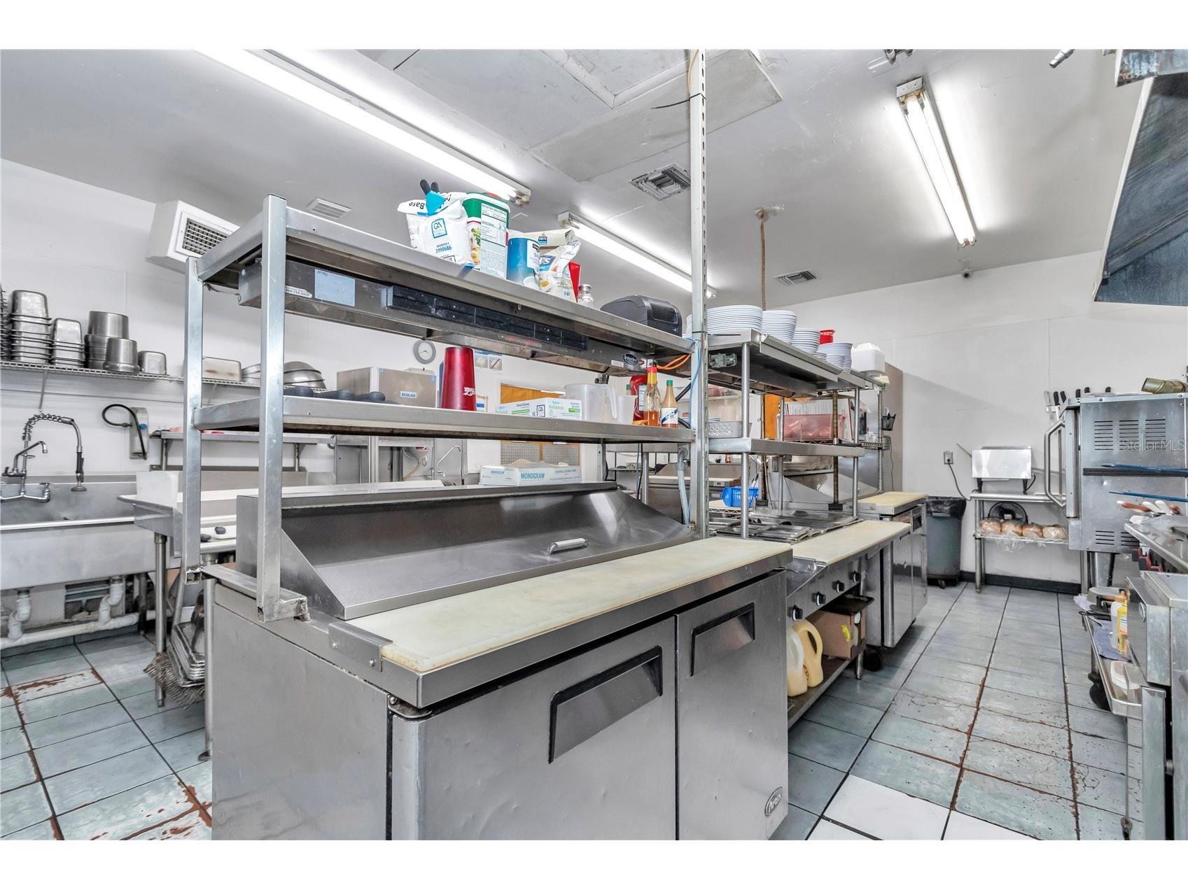 963 N Suncoast Boulevard Crystal River FL 34429 OM725688 image30