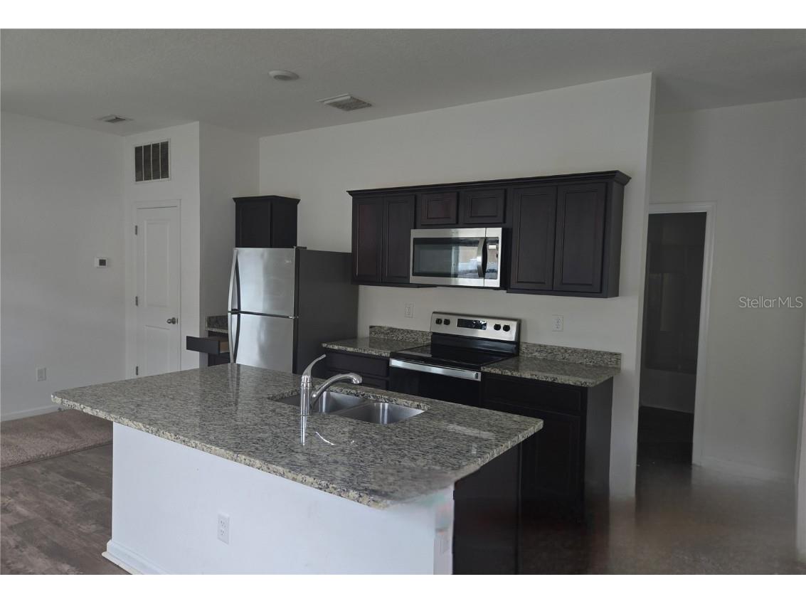 963 Sunlit Coral Street Ruskin FL 33570 TB8419558 image5