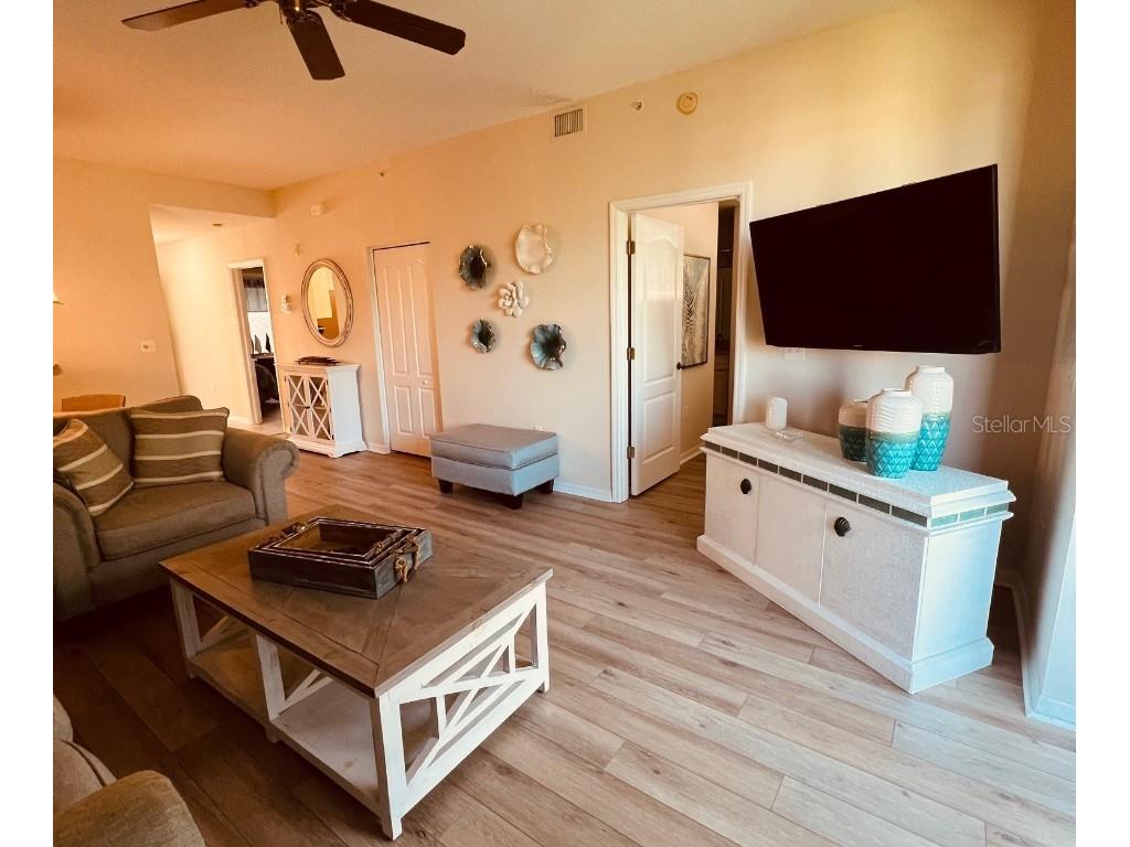 9630 Club South Circle #6201 Sarasota FL 34238 A4666802 image16