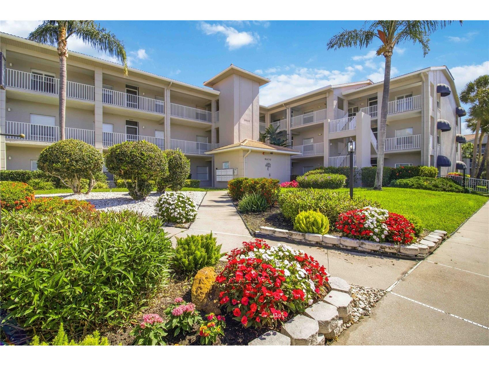 9630 Club South Circle #6209 Sarasota FL 34238 A4691242 image1