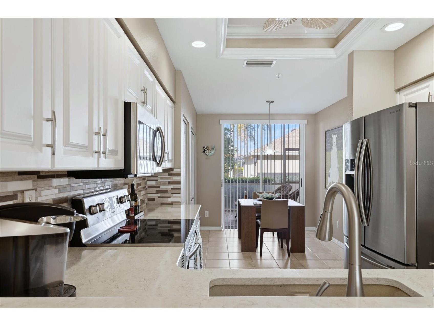 9631 Castle Point Drive #1113 Sarasota FL 34238 A4685057 image20