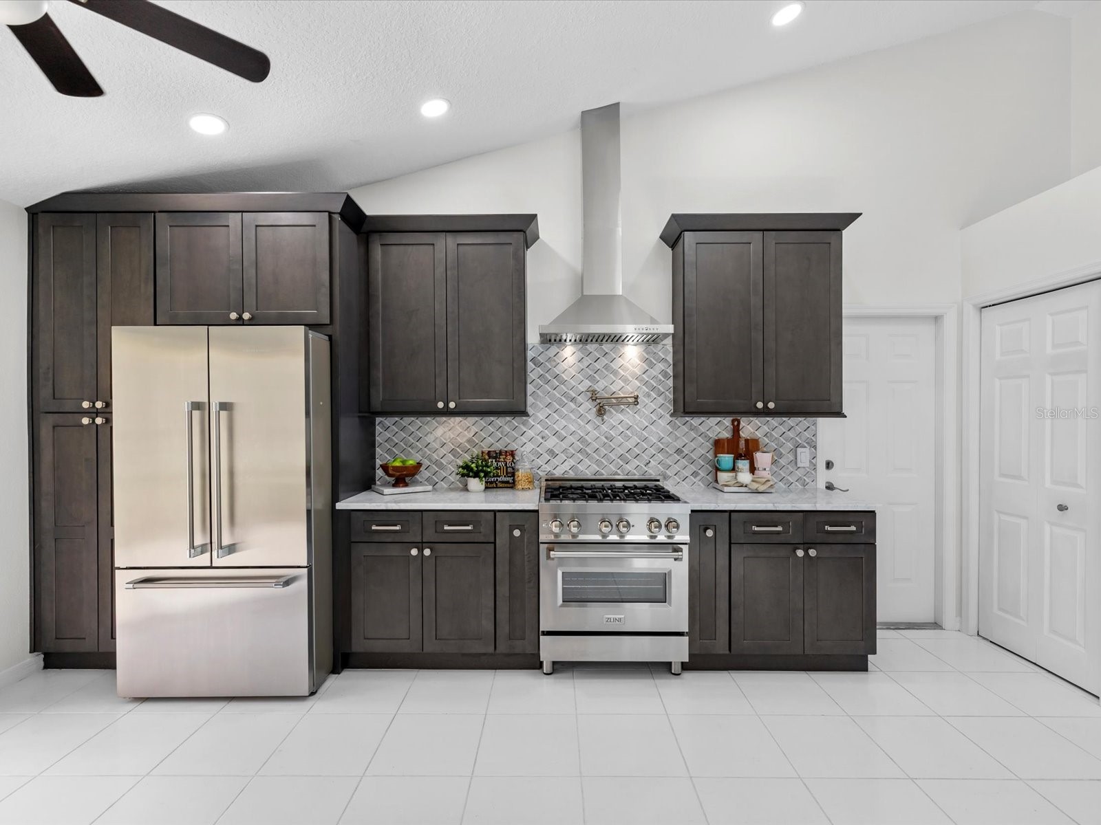 9631 Oakwood Hills Court New Port Richey FL 34655 W7885440 image3