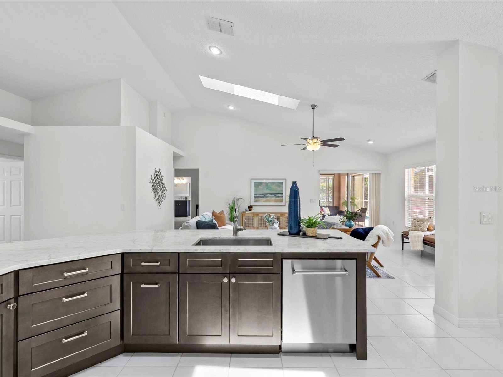 9631 Oakwood Hills Court New Port Richey FL 34655 W7885440 image5