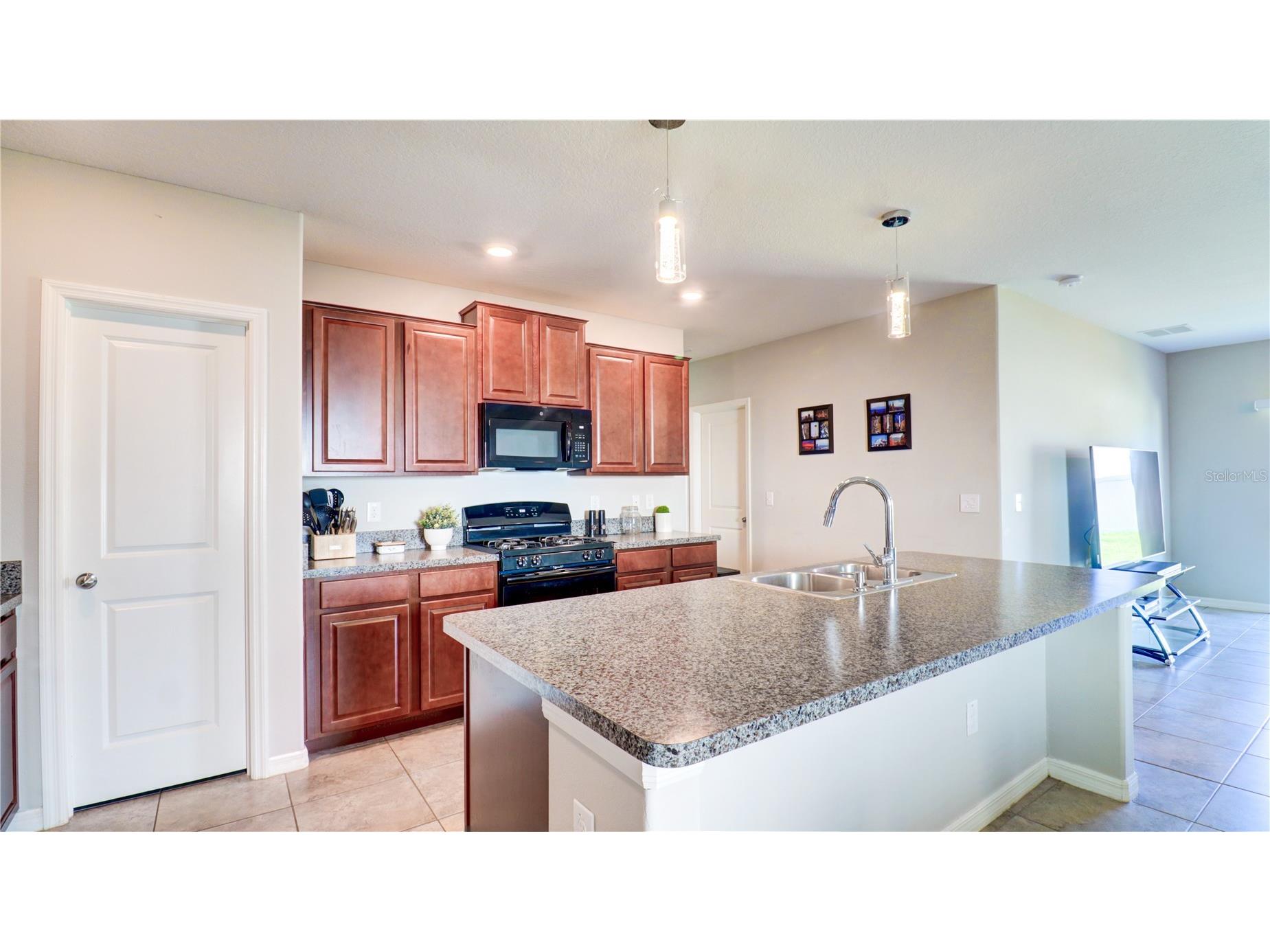 9633 Channing Hill Drive Sun City Center FL 33573 TB8492833 image12