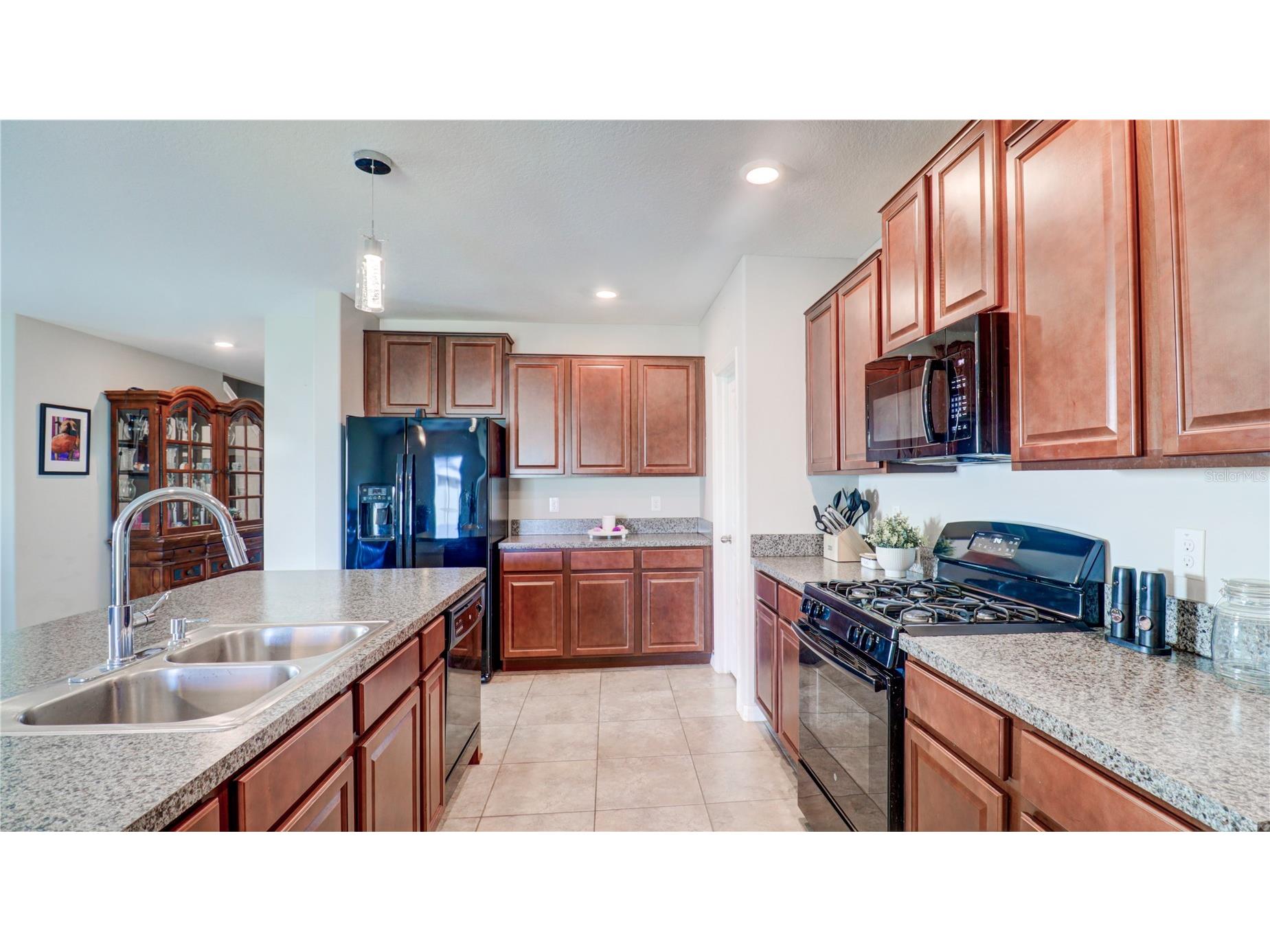 9633 Channing Hill Drive Sun City Center FL 33573 TB8492833 image8