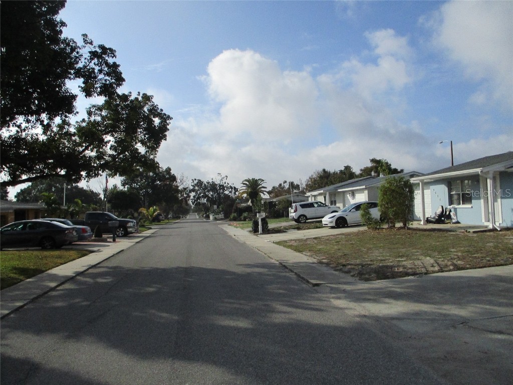 9635 Rainbow Lane Port Richey FL 34668 W7881830 image2