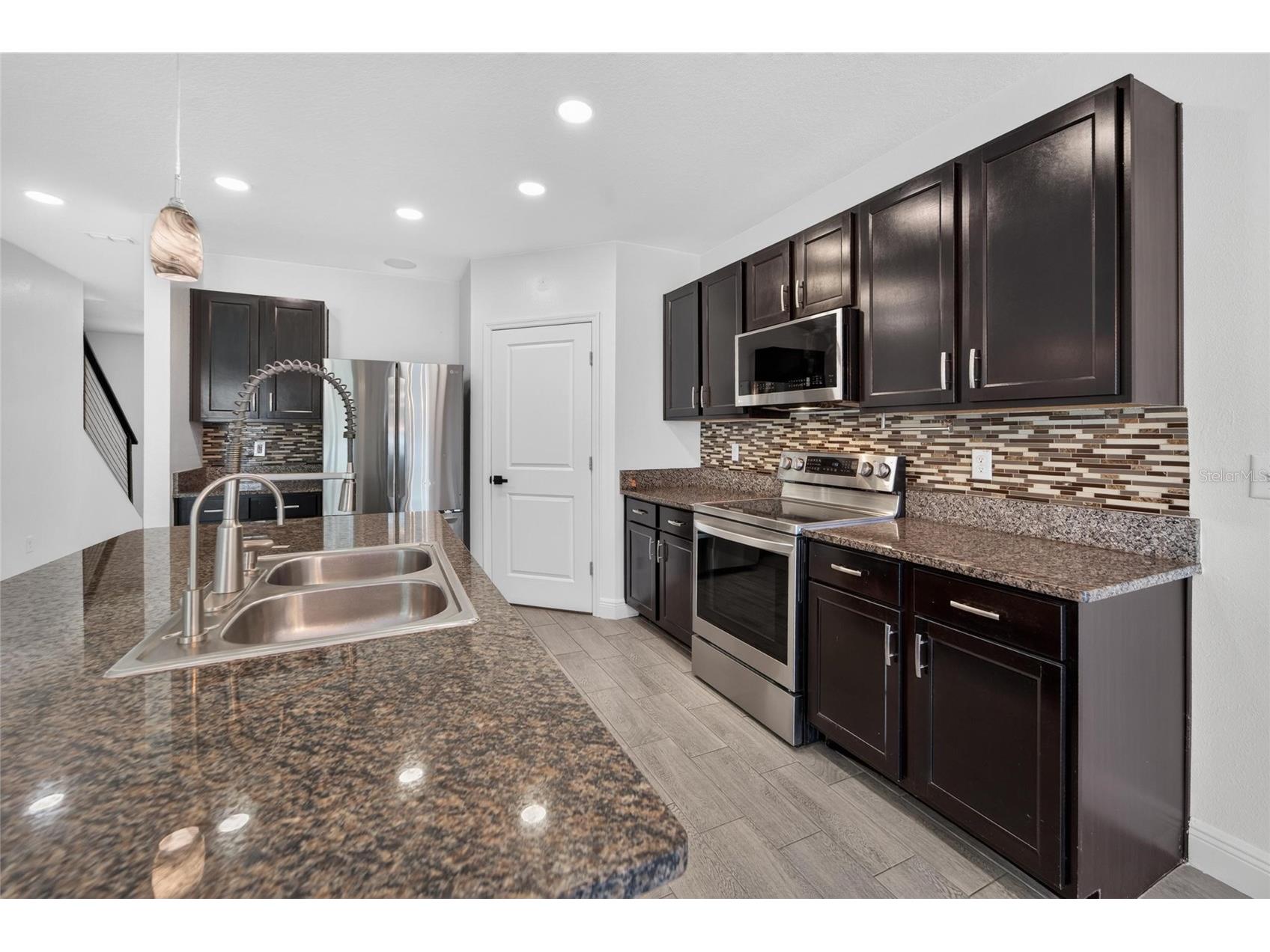 9637 Troncais Circle Thonotosassa FL 33592 TB8531780 image11