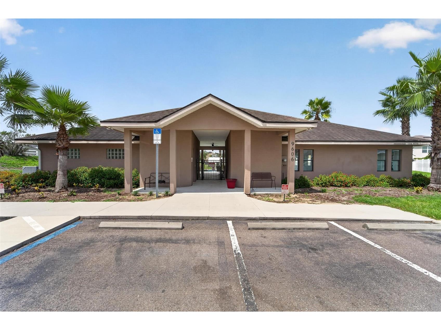9637 Troncais Circle Thonotosassa FL 33592 TB8531780 image56