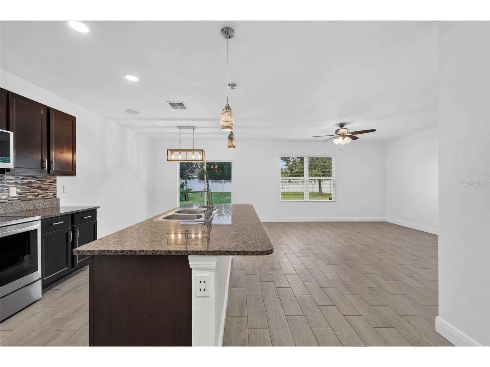 9637 Troncais Circle Thonotosassa FL 33592 TB8531780 image7