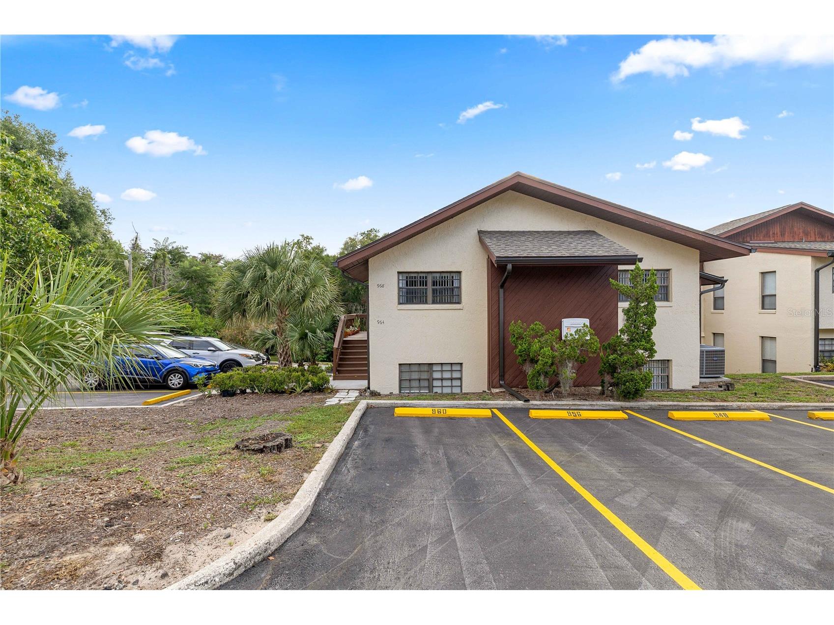 964 5th Street #964 Clermont FL 34711 OM727914 image1