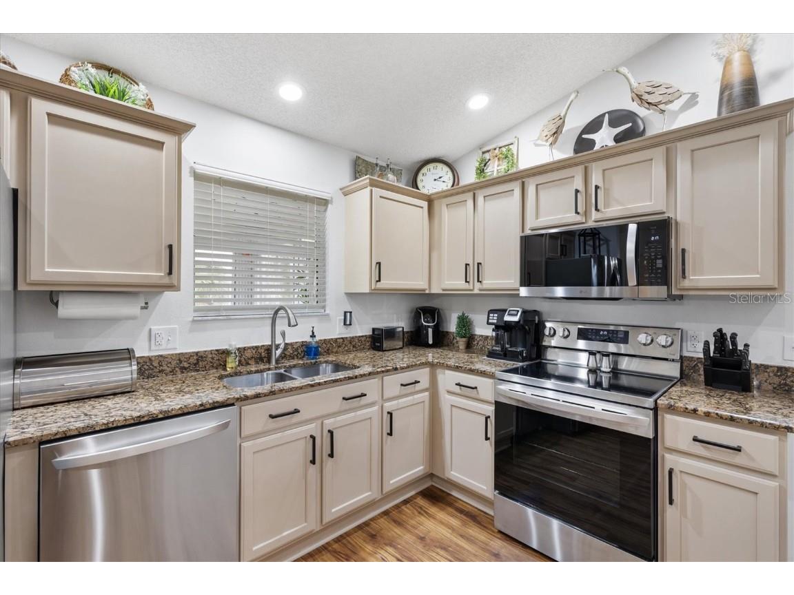 964 Kingmont Terrace The Villages FL 32162 G5105414 image7